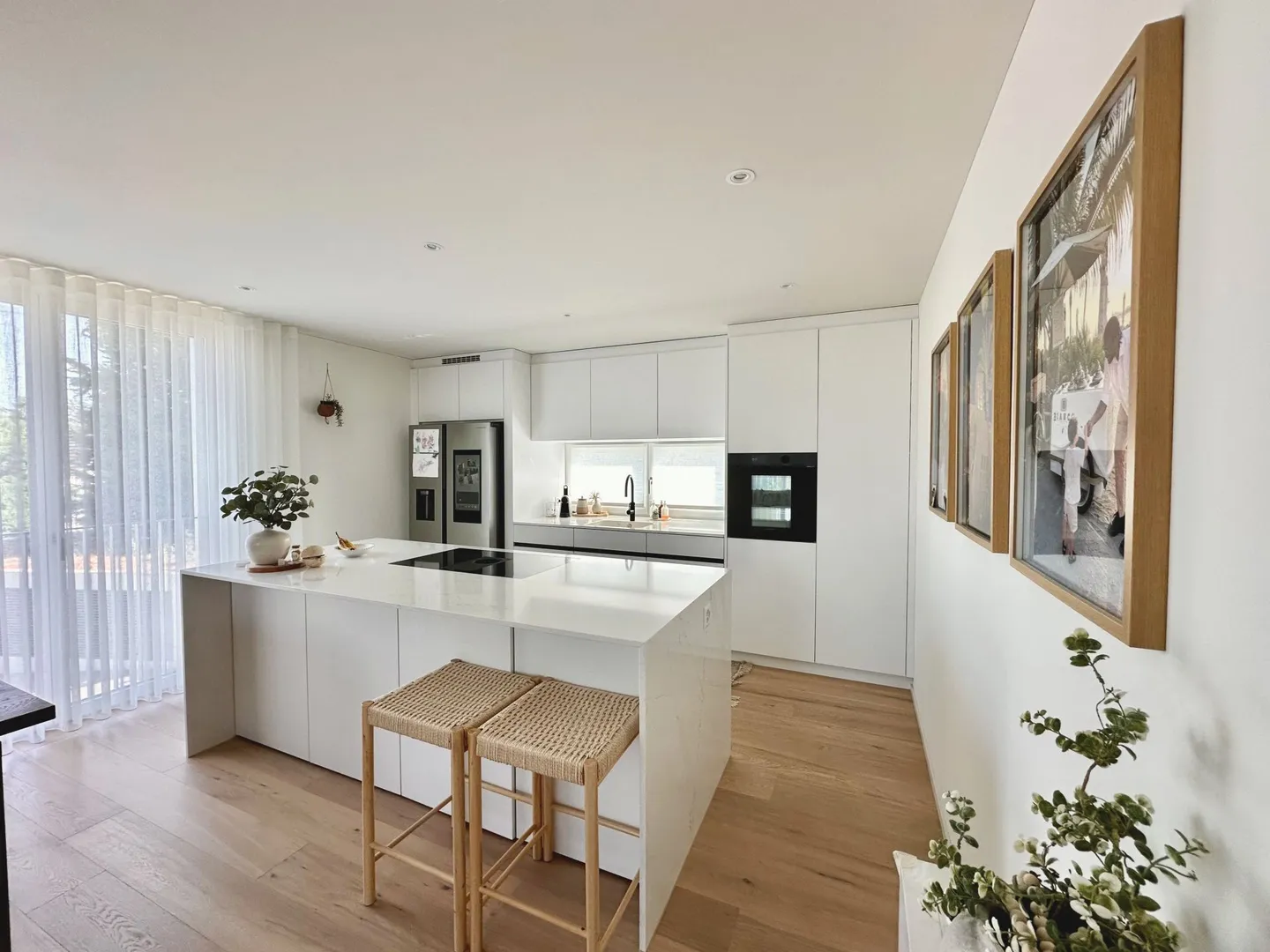 Exclusive 4.5-room condominium - Light, style, and living comfort at the highest level - Photo 6 of 15