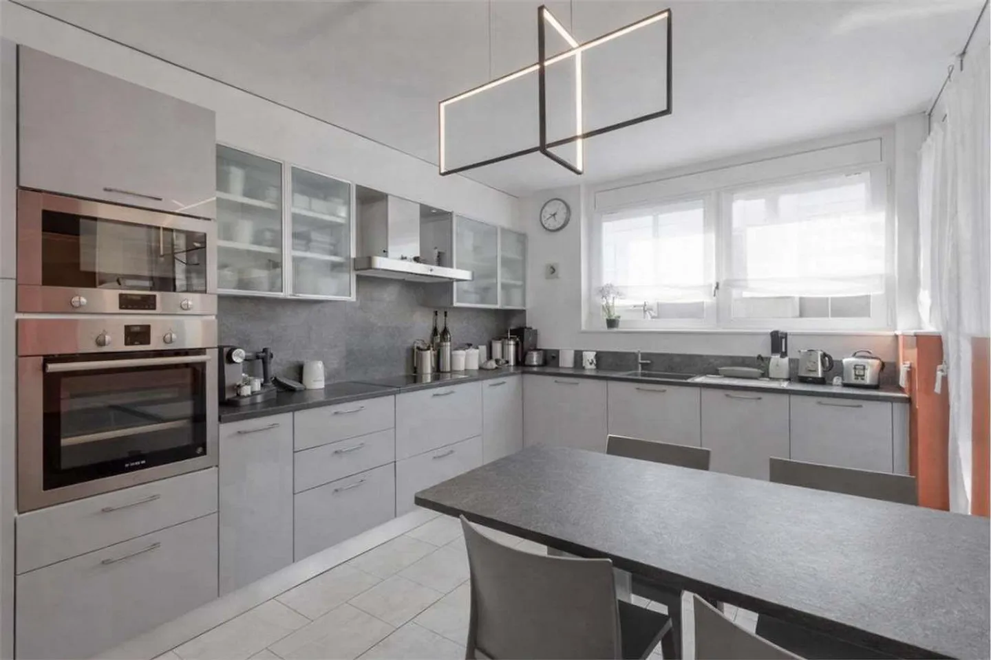 Eleganza, spazio e luce nella prestigiosa Residenza Nautilus - Foto 3 di 13