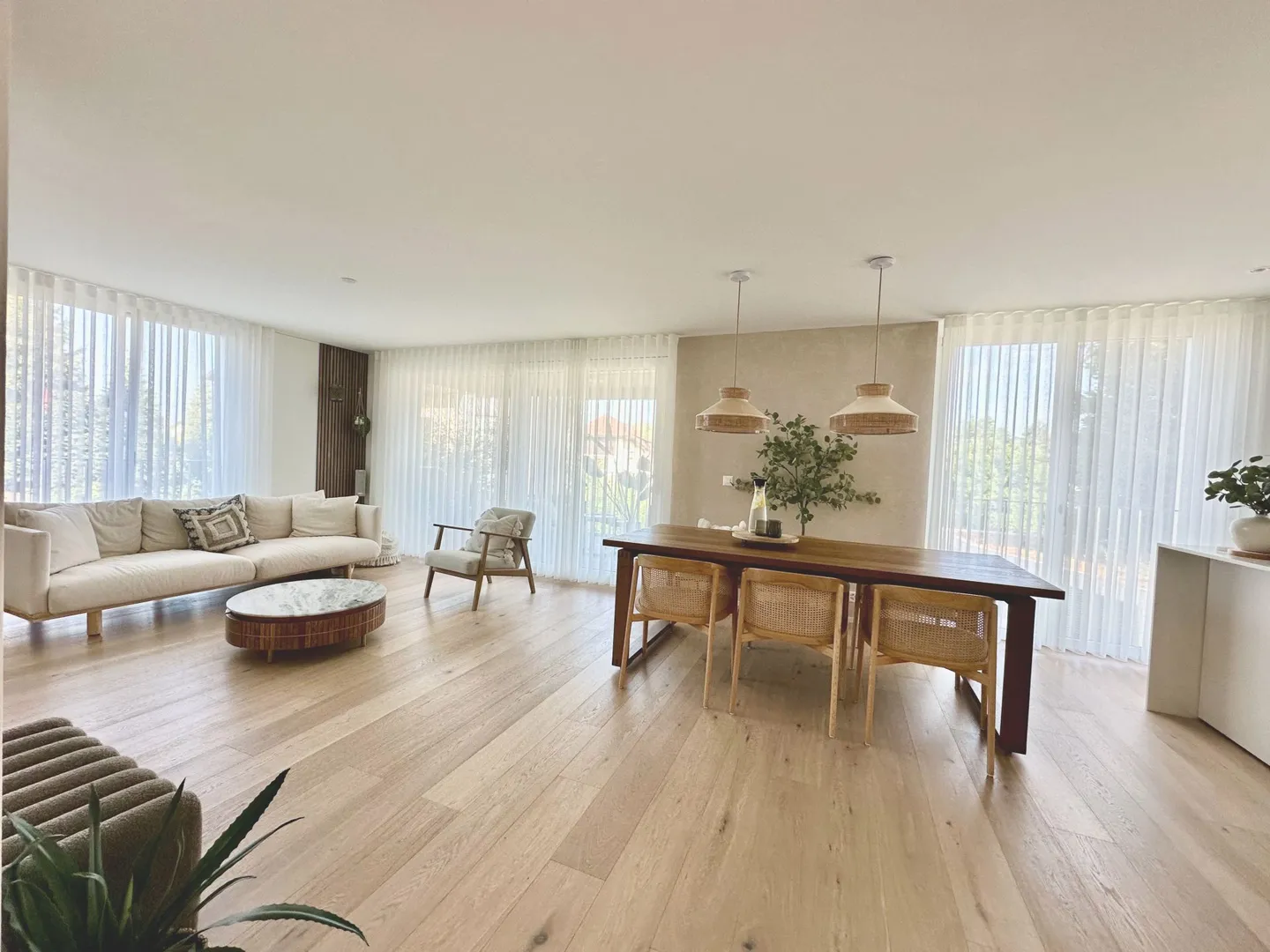 Exclusive 4.5-room condominium - Light, style, and living comfort at the highest level - Photo 7 of 15