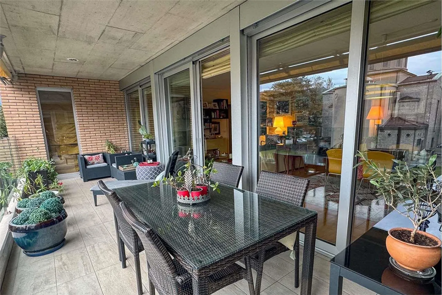 Eleganza, spazio e luce nella prestigiosa Residenza Nautilus - Foto 8 di 13