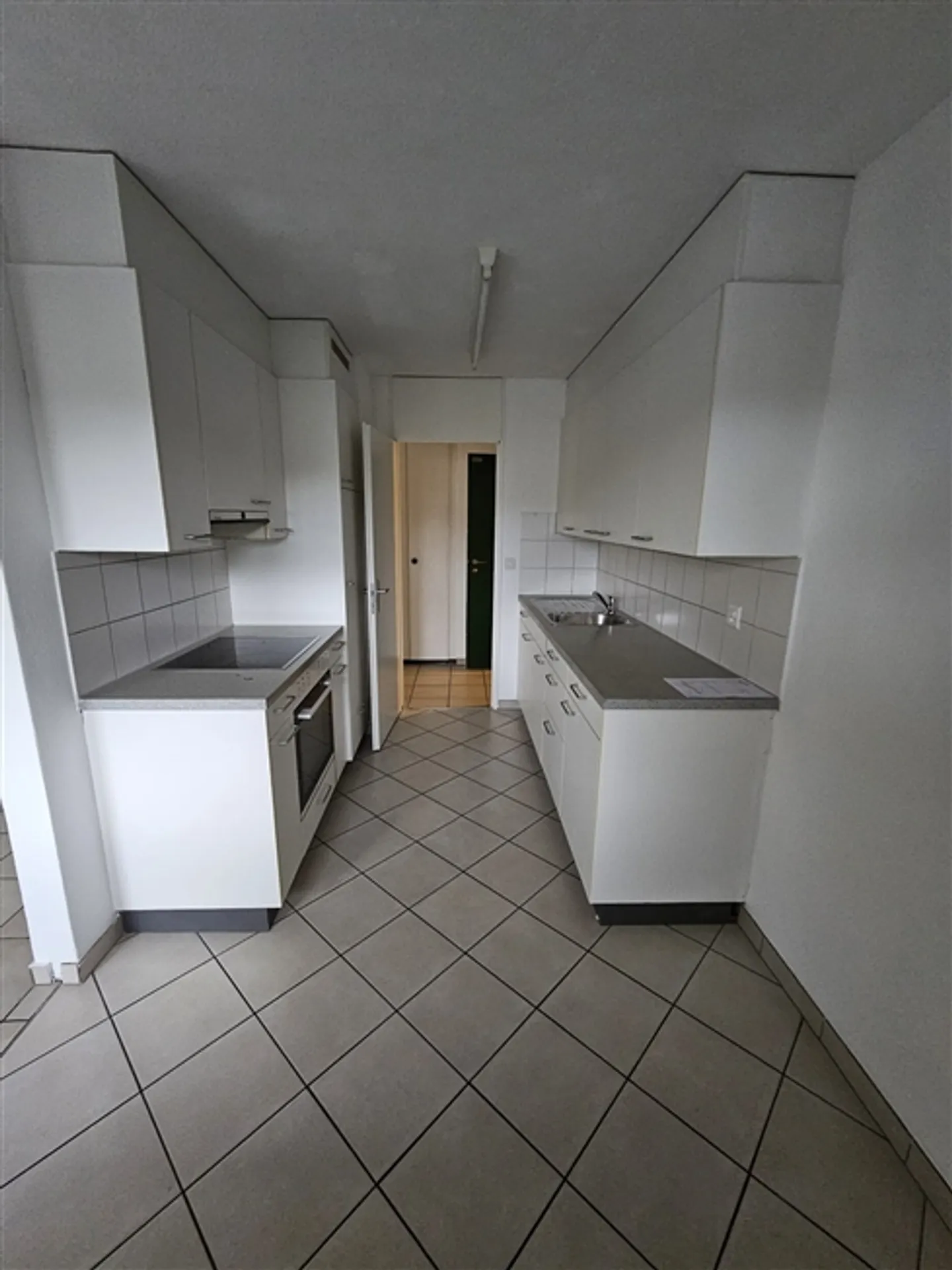 Attraktive 3.5-Zimmerwohnung an der Jurastrasse in Biel - Foto 2 von 7