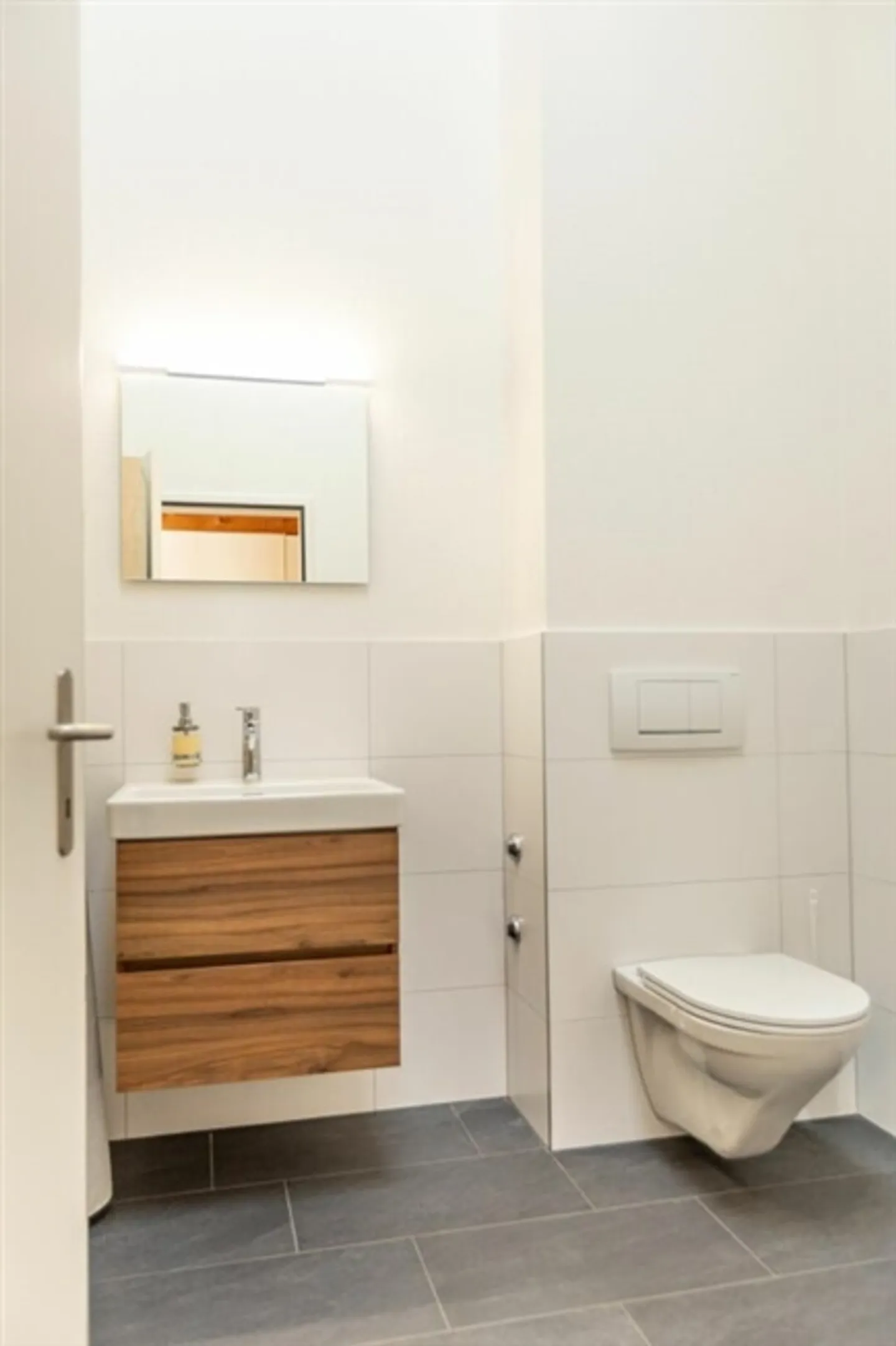 4.5 Room Maisonette, with Hobby Room - Own Laundry Room - Photo 5 of 11