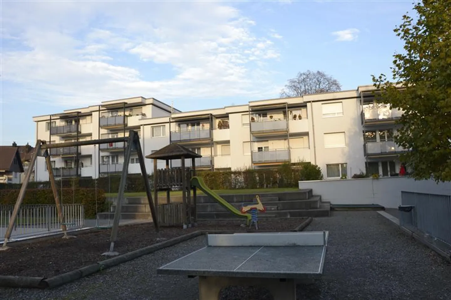 Appartamento 2.5 stanze tranquillo e centrale a Baar - Foto 1 di 7