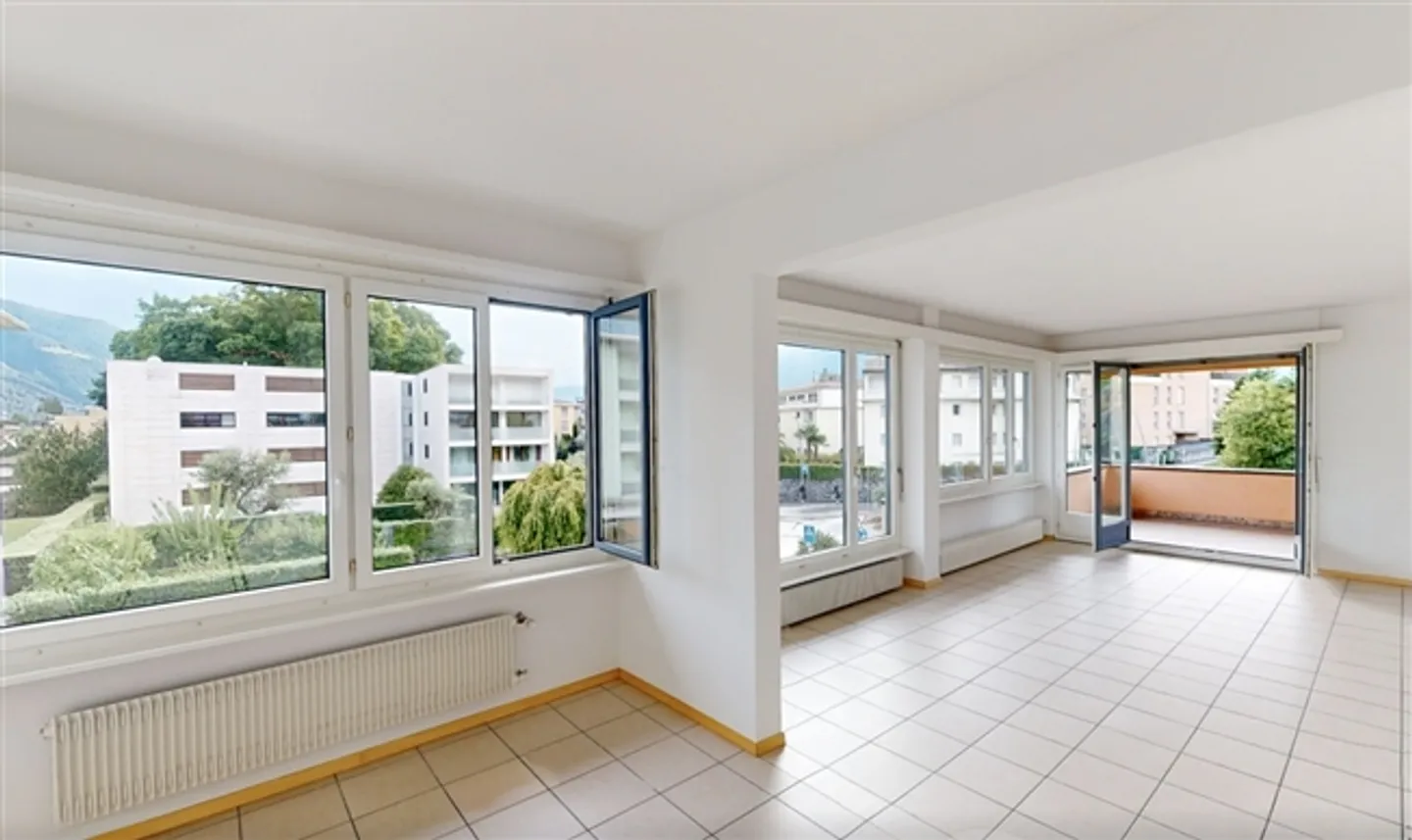 «5.5 Zi.- Attikawohnung im Herzen von Ascona» - Foto 3 von 15