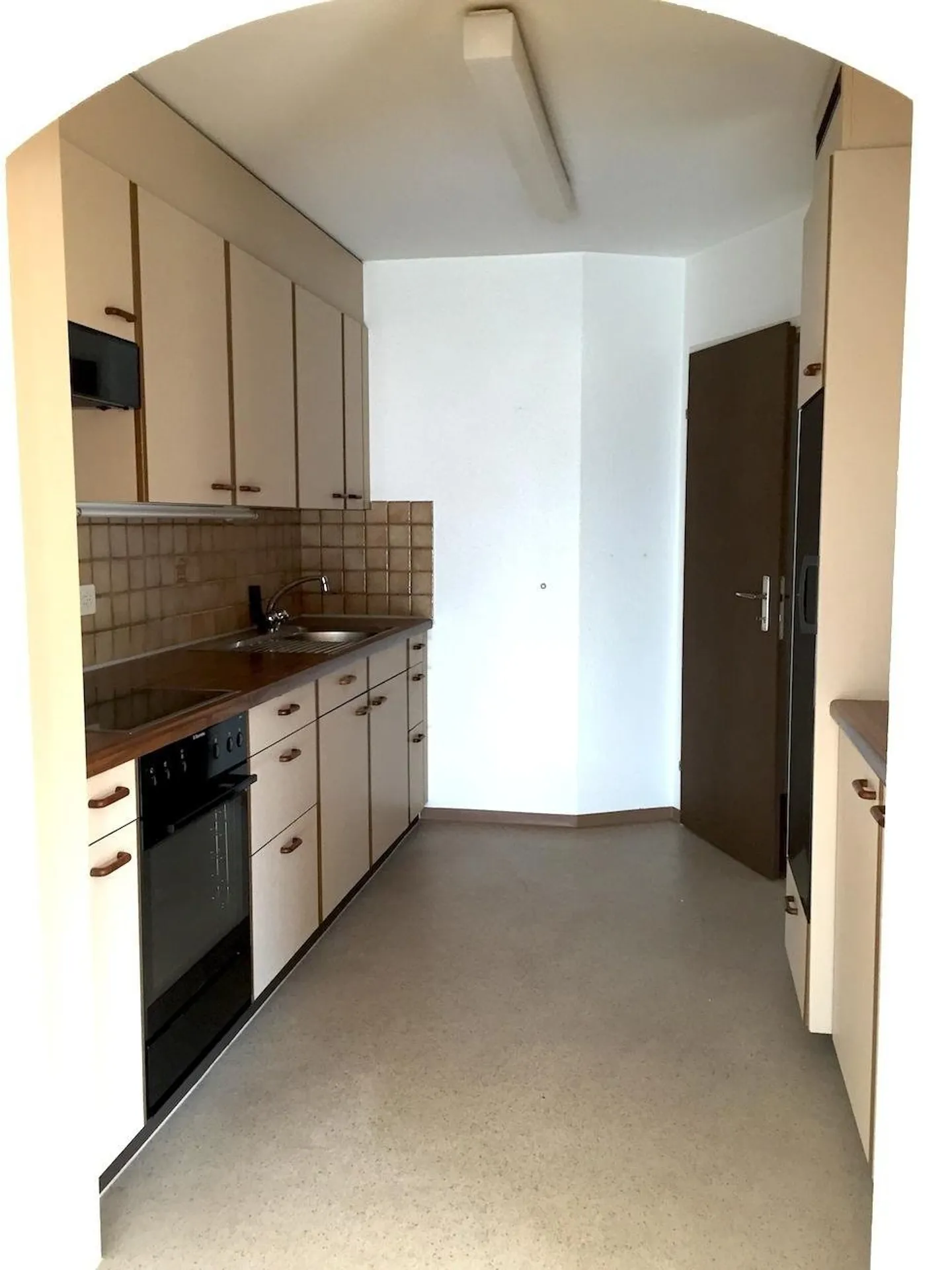 4.5 Room Apartment in Safenwil - Photo 3 of 11