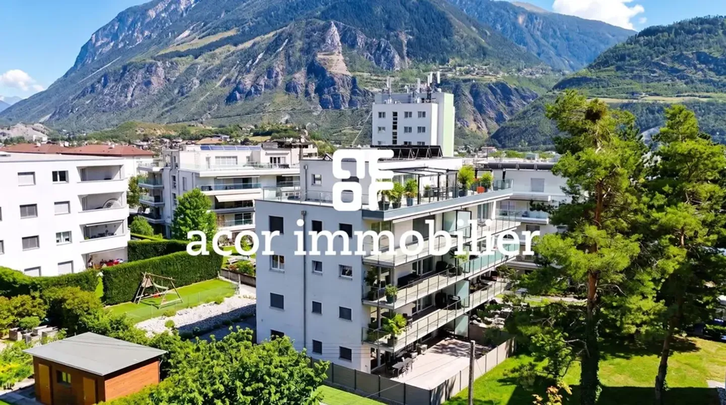 Sierre - Spacious 3.5 with large terrace! - Photo 1 of 9