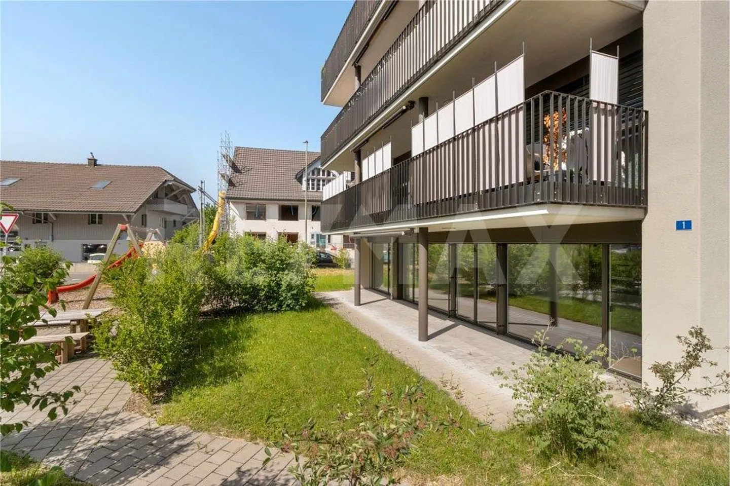 Appartamento giardino 2 ½ locali, luminoso, moderno e con grande patio - Foto 11 di 12