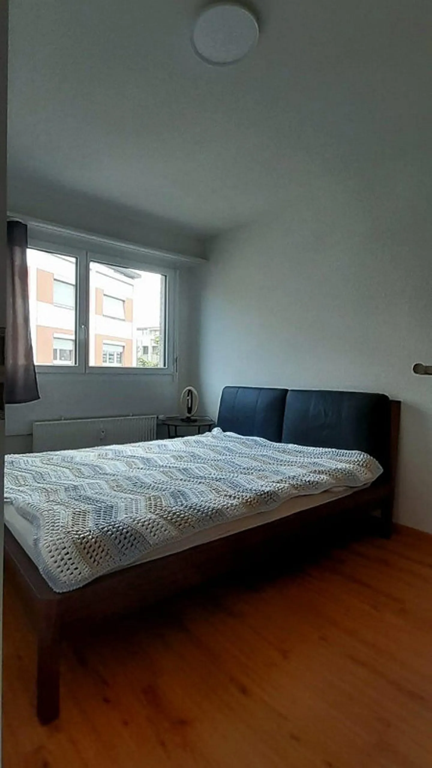 Moderno appartamento di 2 locali con balcone a Basilea - Foto 8 di 9