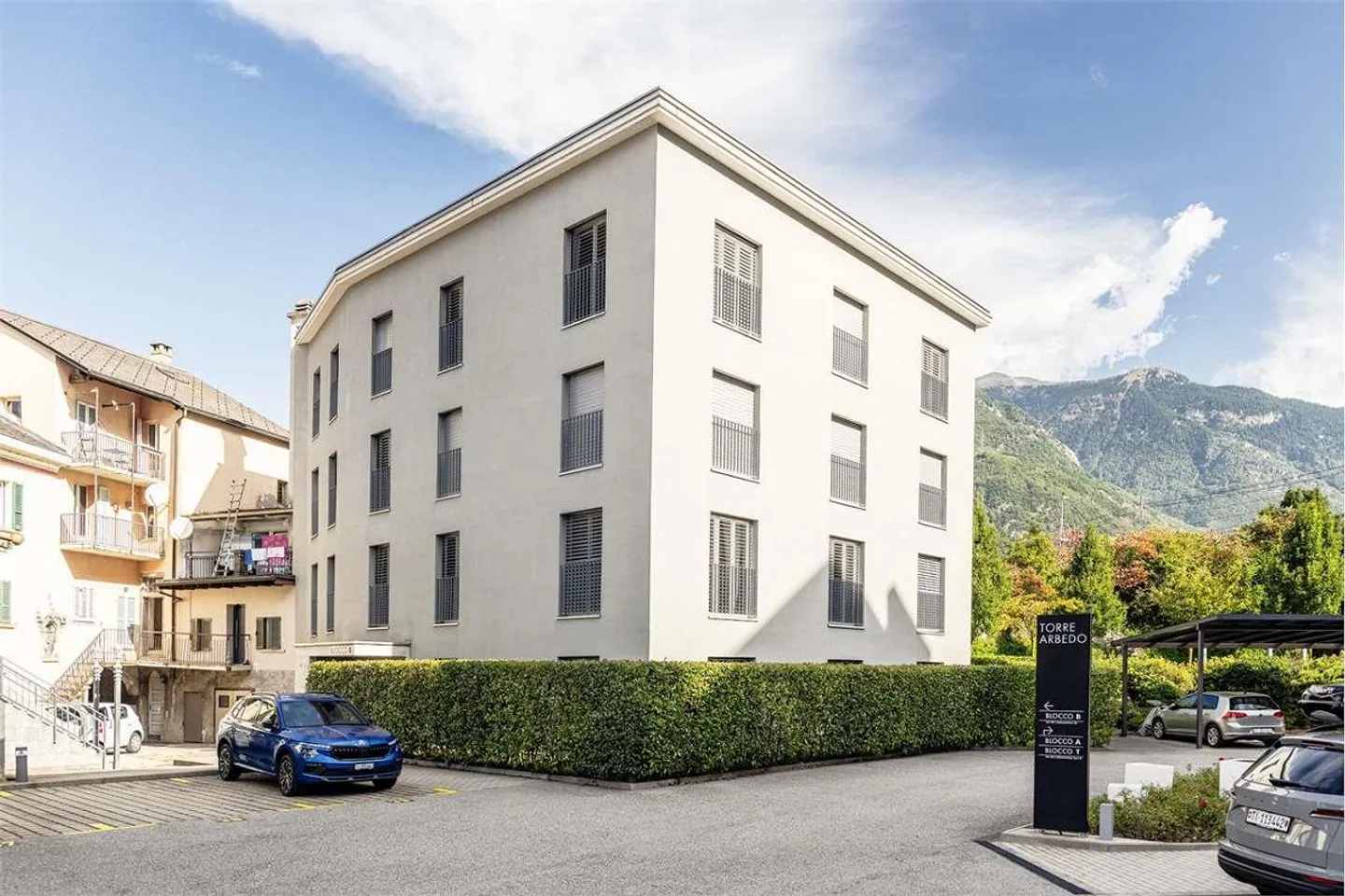 Modern 2.5-room apartment with pool and view of the Alps - Arbedo - Photo 1 of 13