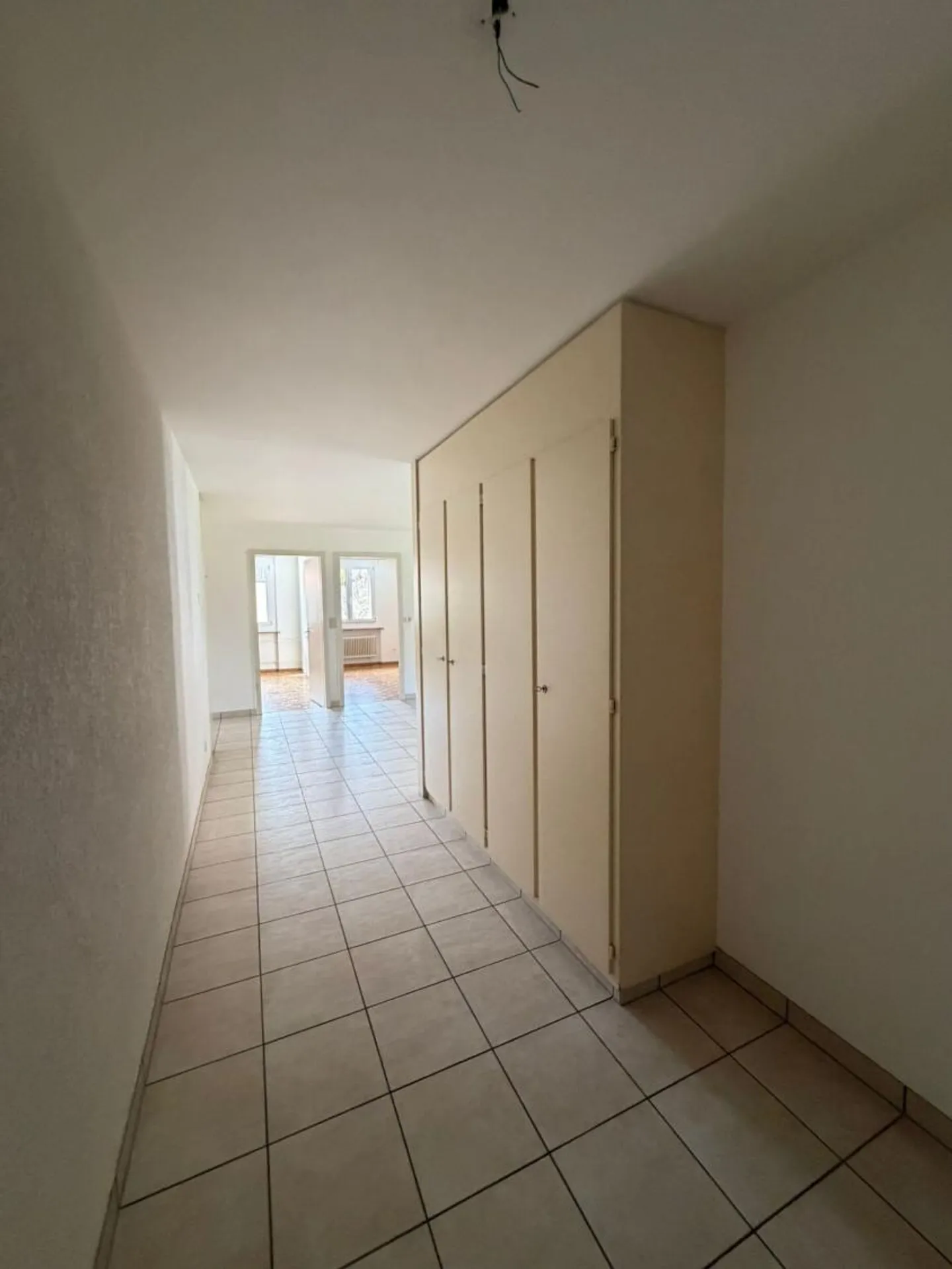 Modern 3.5 Room Apartment - Photo 3 of 10