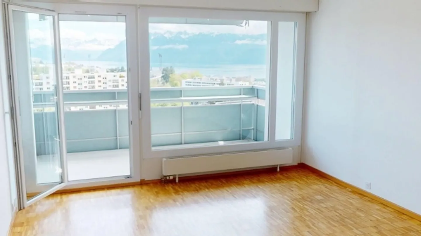 Apartment for rent - Photo 2 of 8