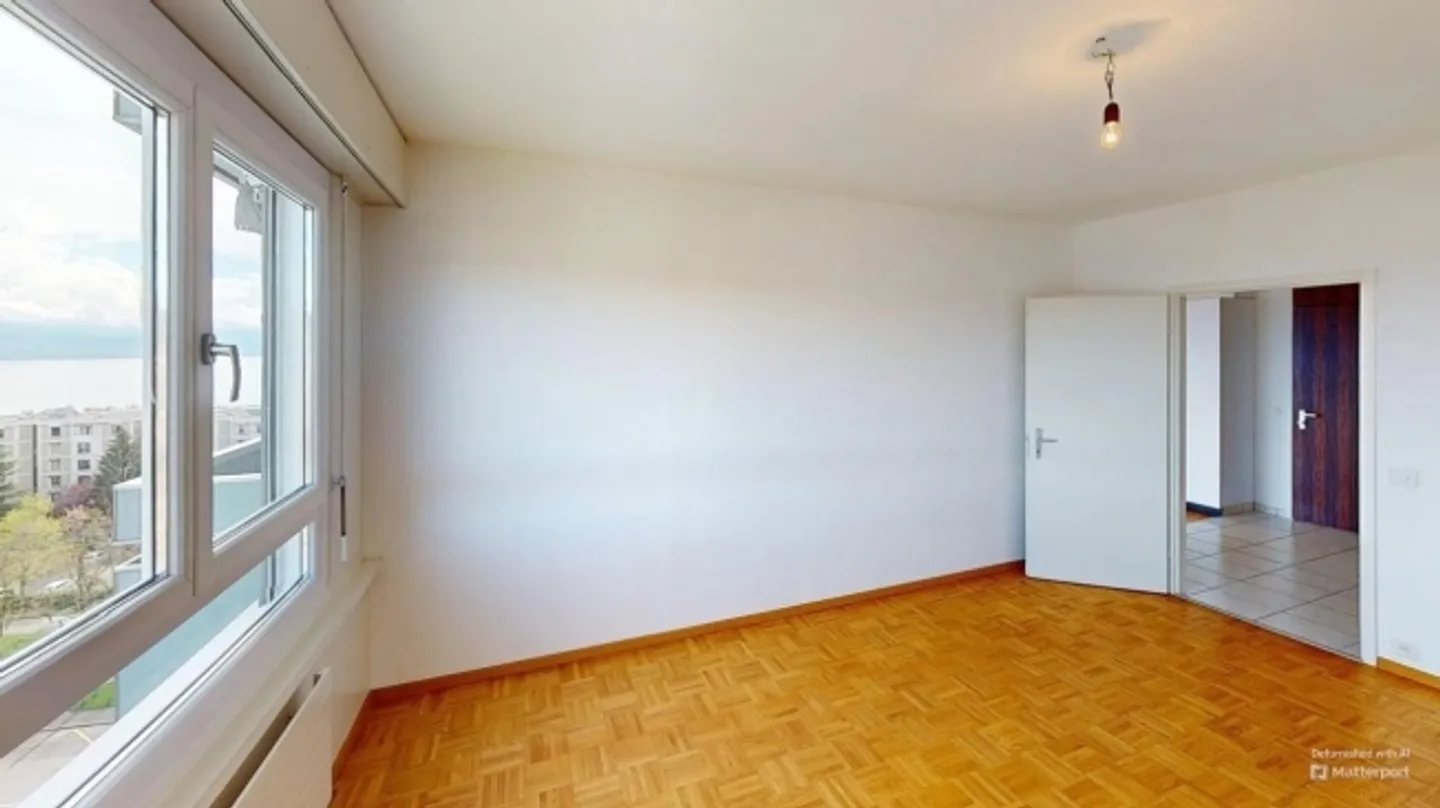 Apartment for rent - Photo 6 of 8