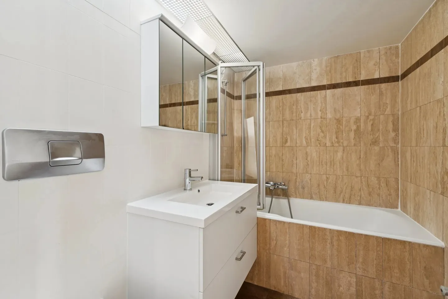 Charming Duplex Apartment in Geneva - Photo 12 of 15