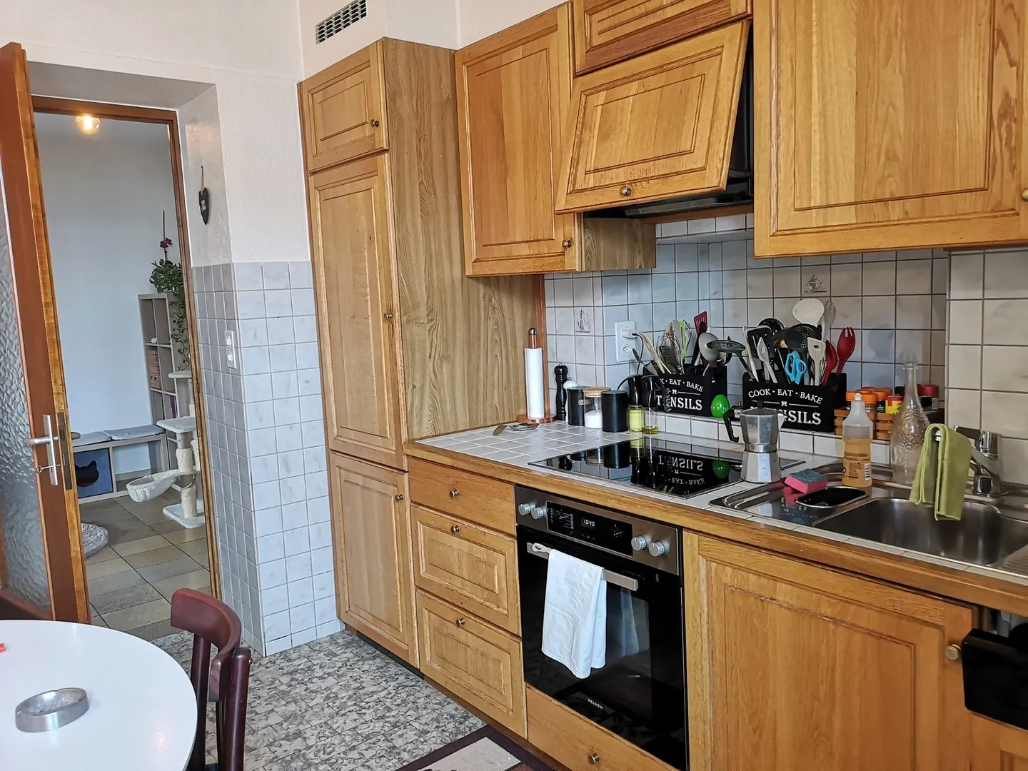 Large multipurpose space with storage, 3 parking spaces, 2 apartments for sale - Photo 15 of 23
