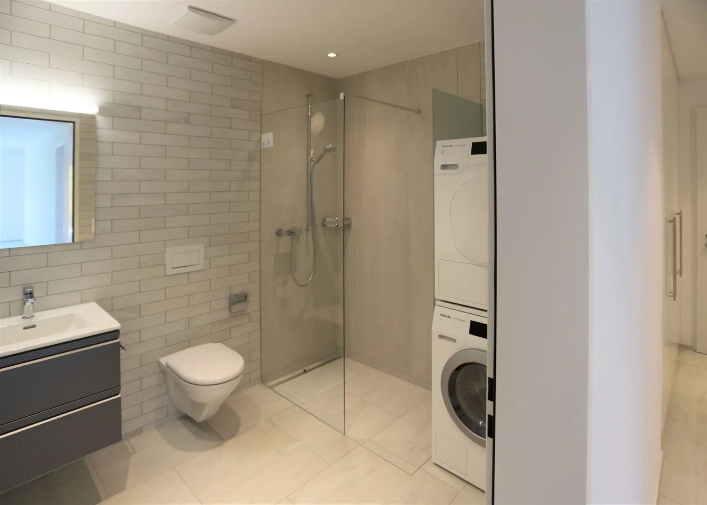 Maison moderne pour des heures confortables - Photo 5 sur 7