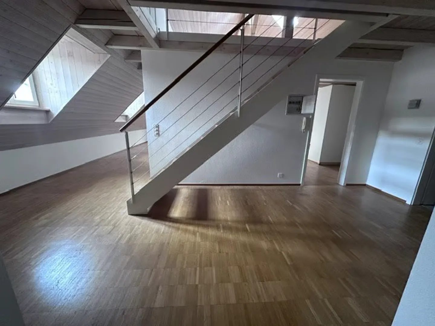 Charmante Dachwohnung in Dornach - Foto 8 von 16