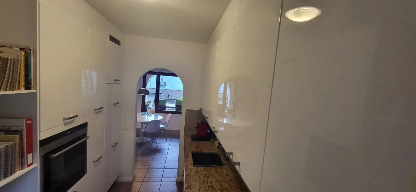 Casa a schiera in posizione soleggiata - Foto 6 di 8