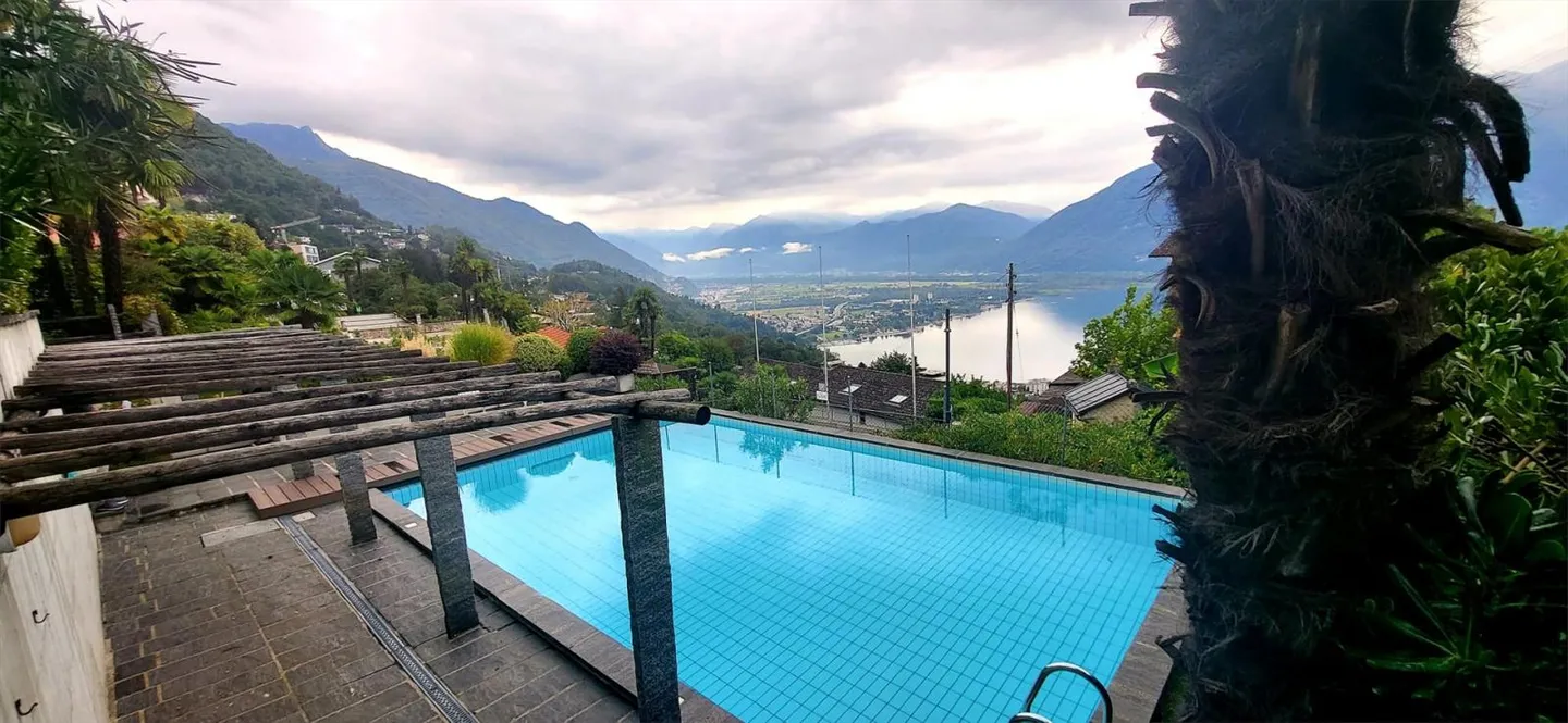 Casa a schiera in posizione soleggiata - Foto 3 di 8