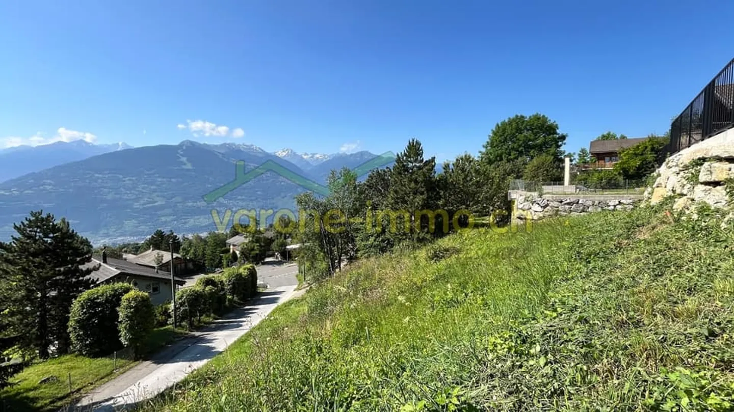 Terreno di 650 m² - Foto 6 di 9