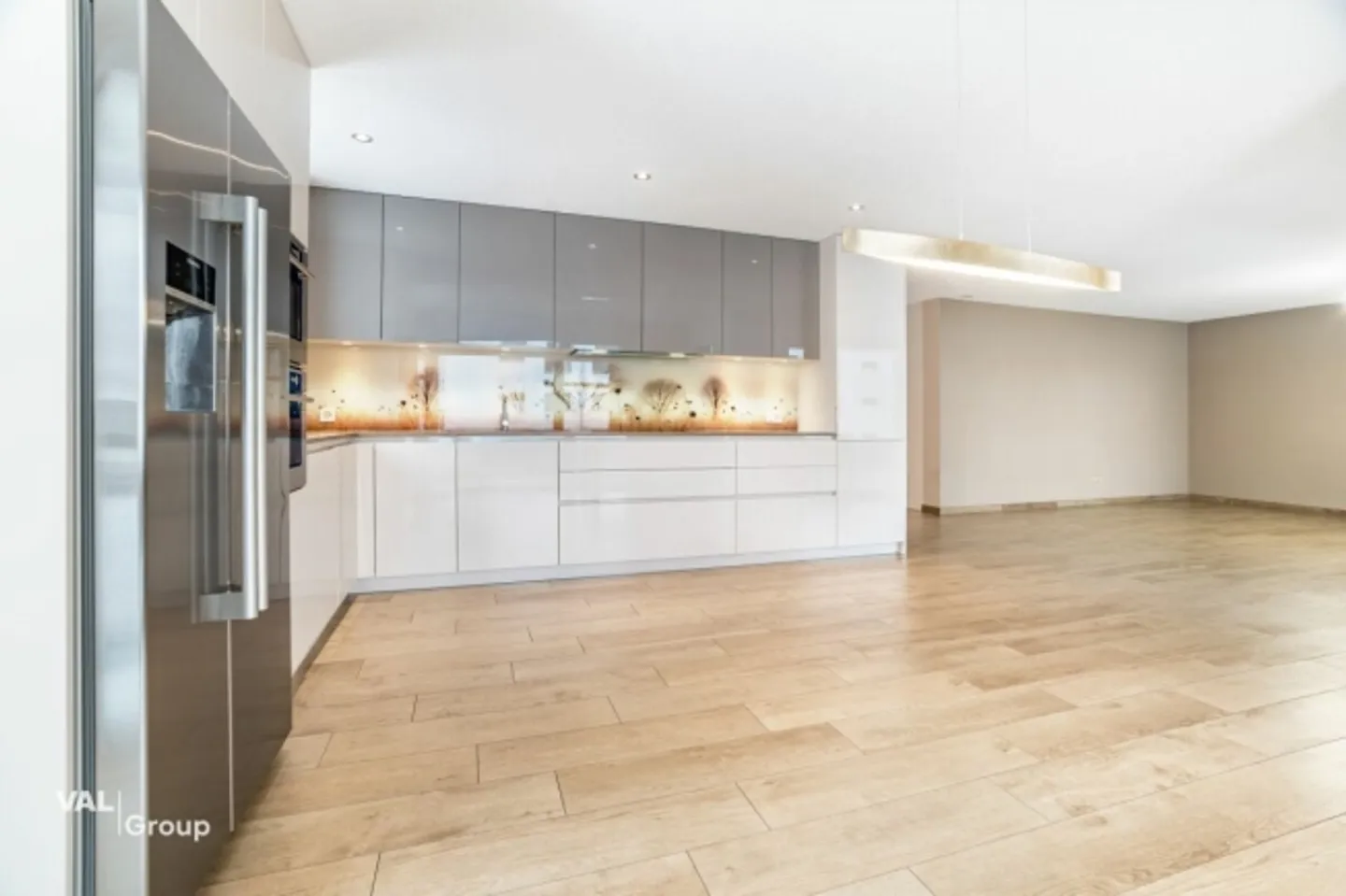 «Viel Platz zum Leben Hochwertige 5,5-Zimmer-Wohnung mit Balkon in Visp» - Foto 3 von 13