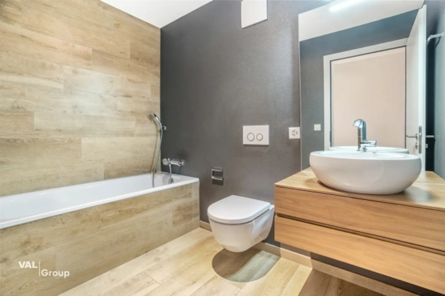 «Viel Platz zum Leben Hochwertige 5,5-Zimmer-Wohnung mit Balkon in Visp» - Foto 11 von 13