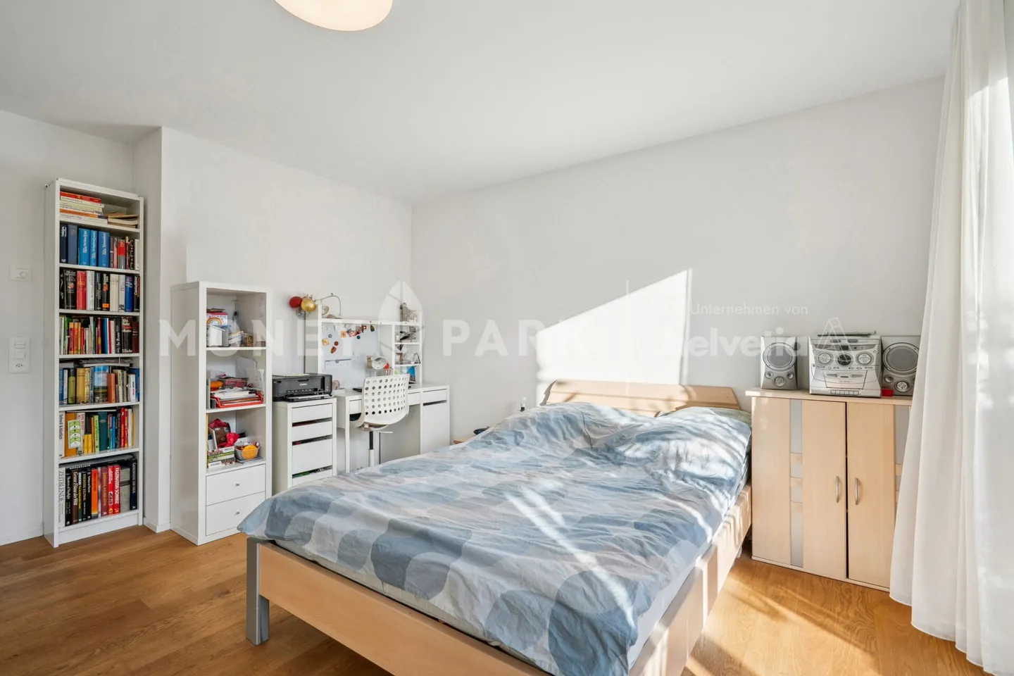 Incantevole appartamento giardino 2,5 locali con enorme giardino privato - Foto 5 di 12