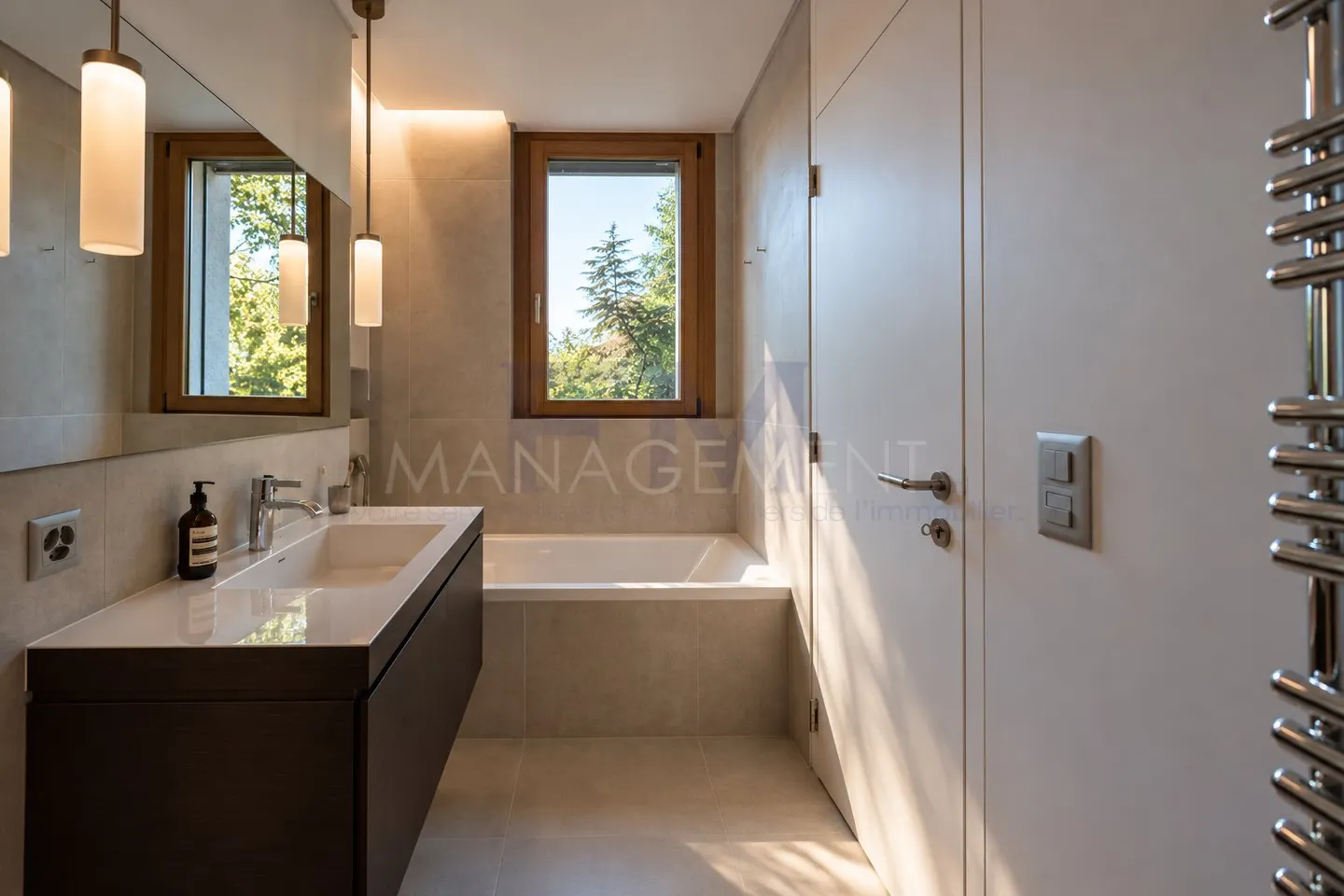 Luxury Duplex Apartment with Garden - Photo 16 of 42