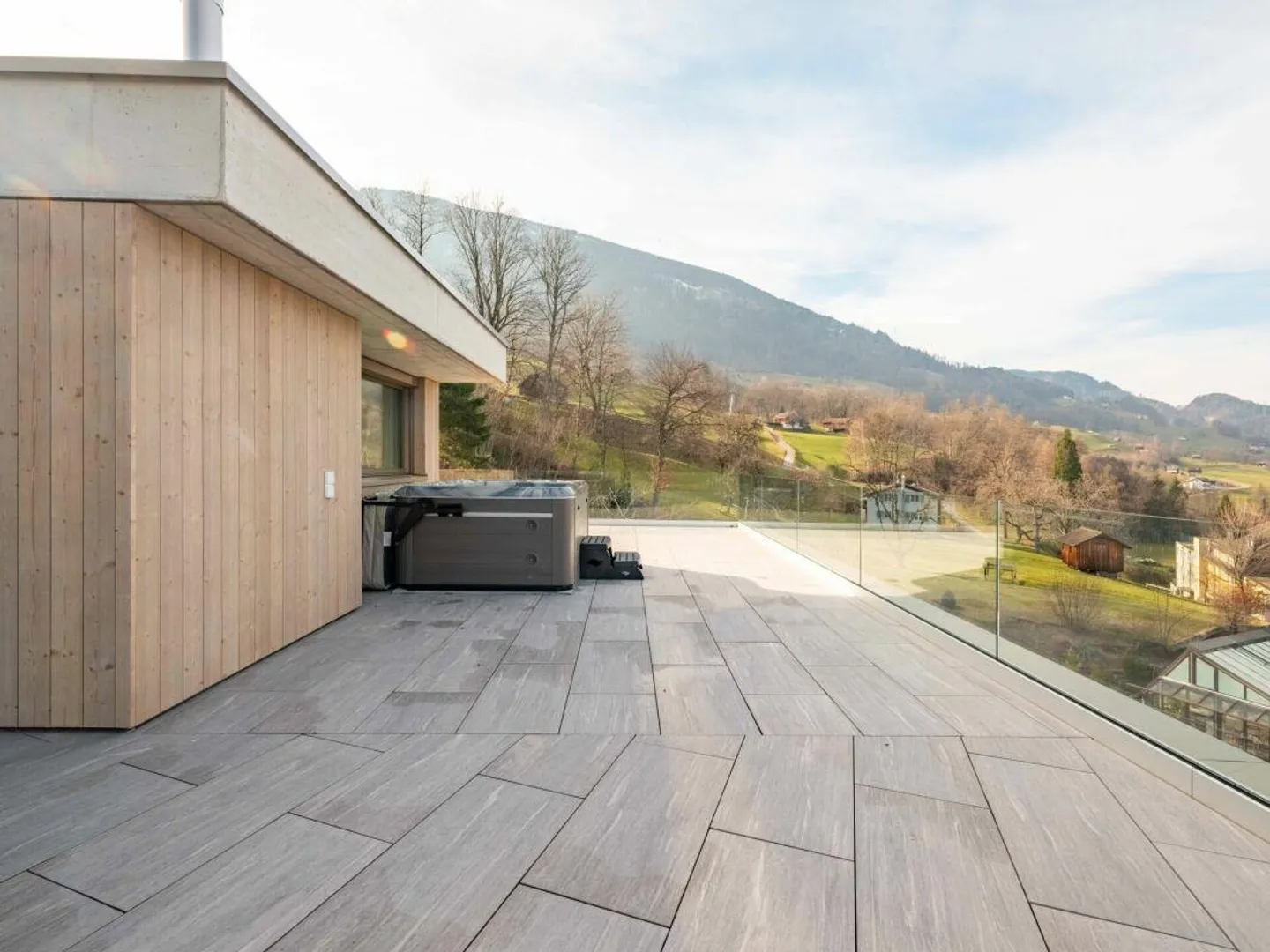 Scarletta - Garden Apartment with Panoramic View - Photo 2 of 10