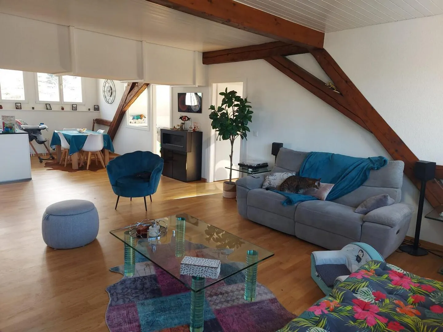 GROßER RAUM, ENORME CHARME - Foto 1 von 6