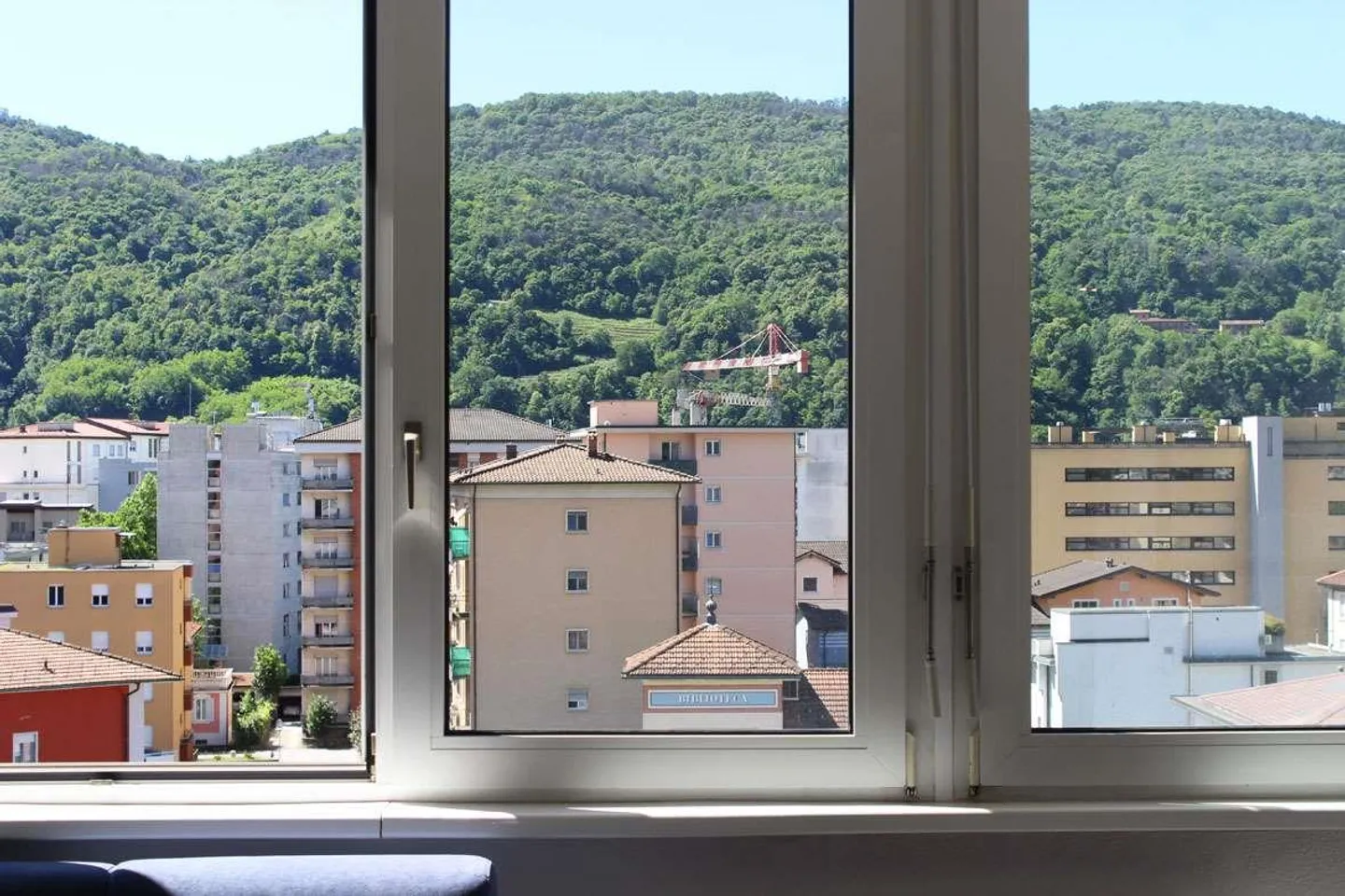 Chiasso: möblierte 4,5-Zimmer-Wohnung in der Nähe des Zentrums - Foto 1 von 10