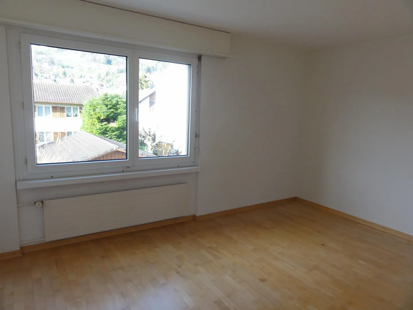Appartement ensoleillé et spacieux dans un endroit calme - Photo 11 sur 17