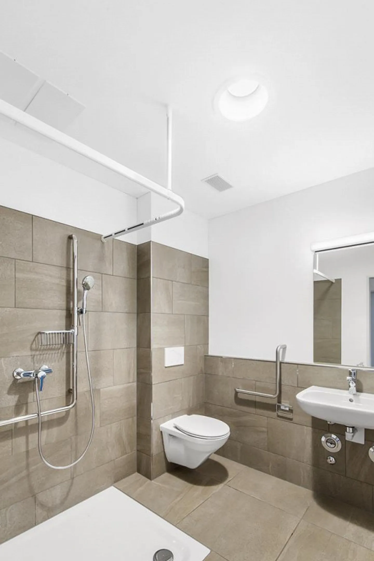 casa di riposo Luminoso e moderno in Gelterkinden - Foto 6 di 8