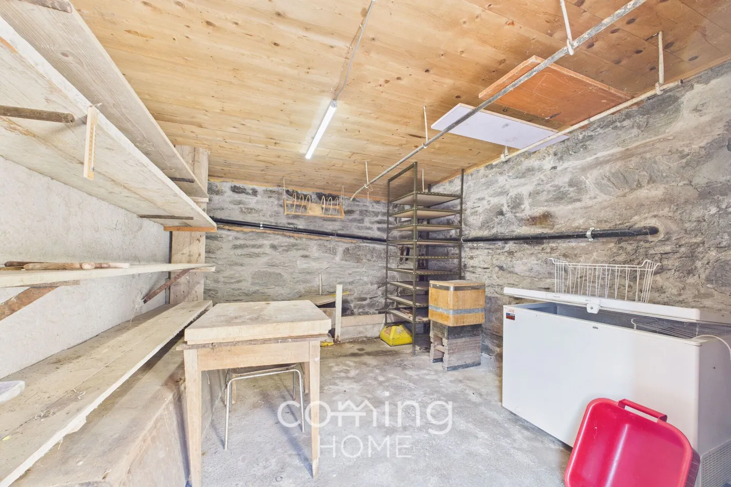 Chalet accogliente con fascino e potenziale a Eisten - Foto 9 di 15