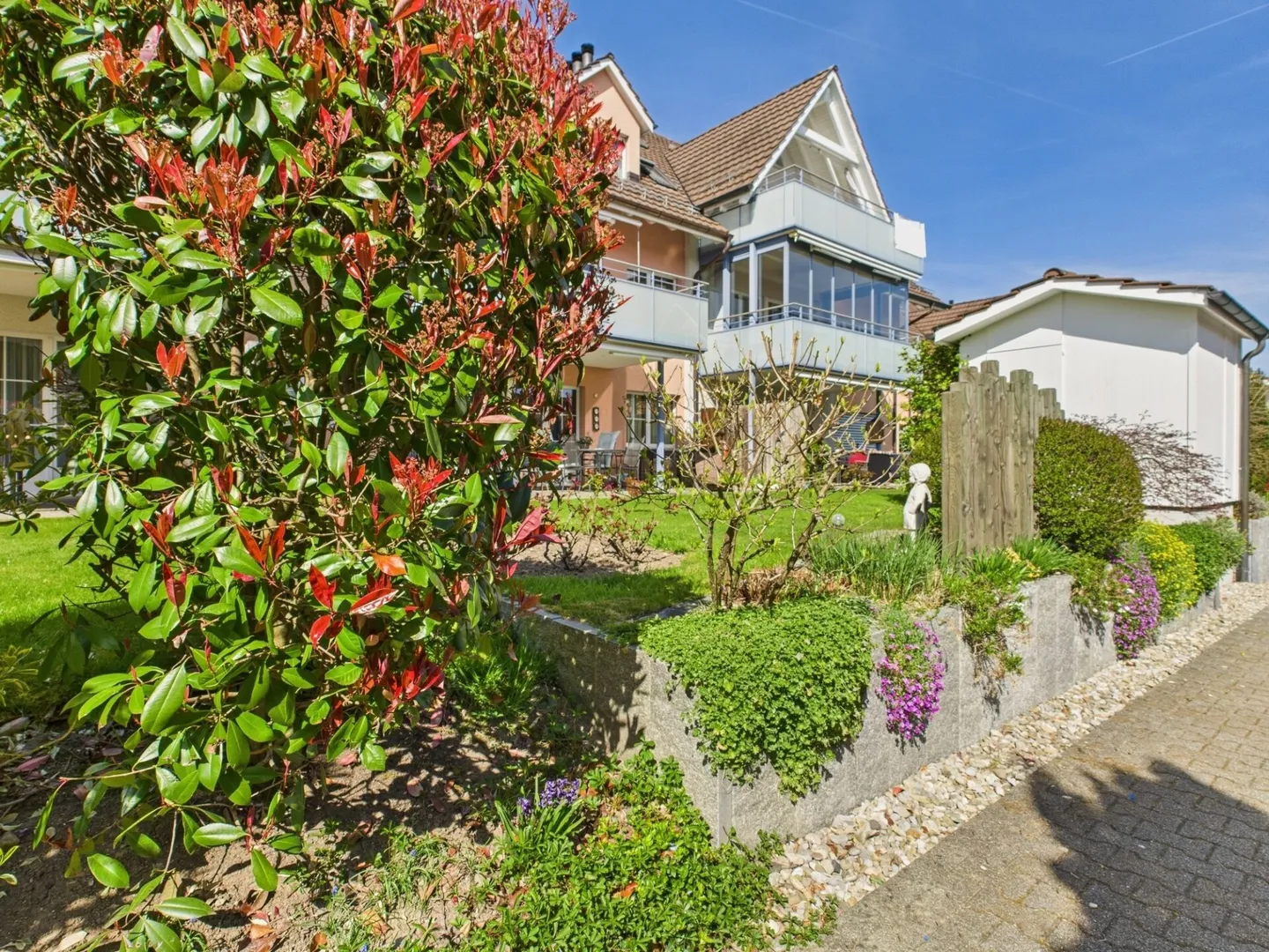 Freie Sicht, sehr sonnig und zentral - Foto 11 von 11