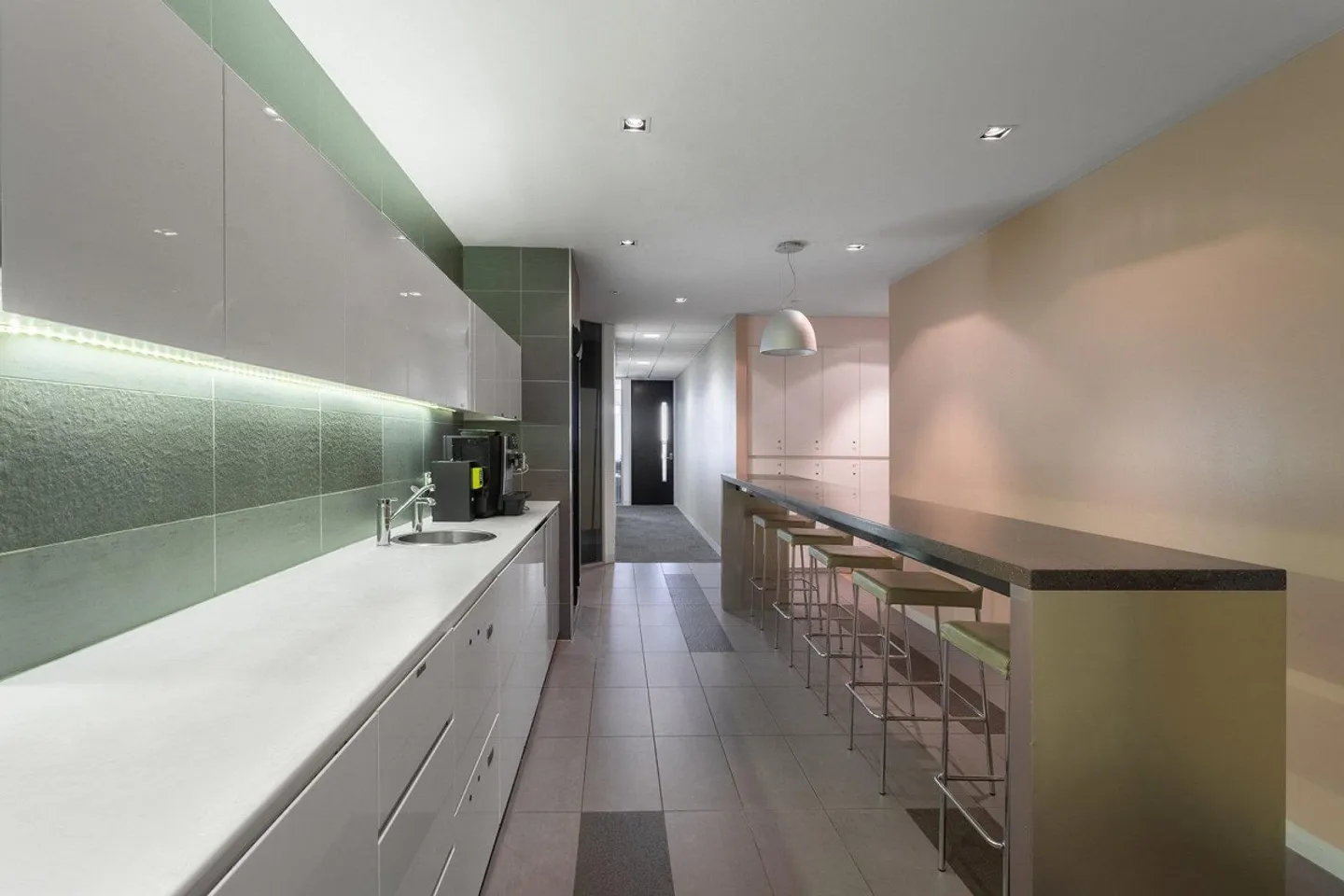 Espace de bureau privé pour 25 personnes à Regus Spoom Kriens - Photo 7 sur 8