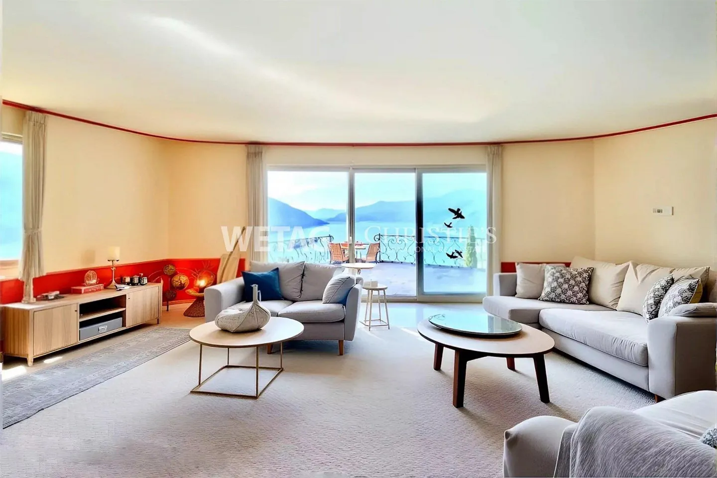 Mediterranean Villa with Outdoor Pool & Panoramic View, also ideal as a Holiday Residence, for sale in Ronco sopra Ascona - Photo 5 of 13