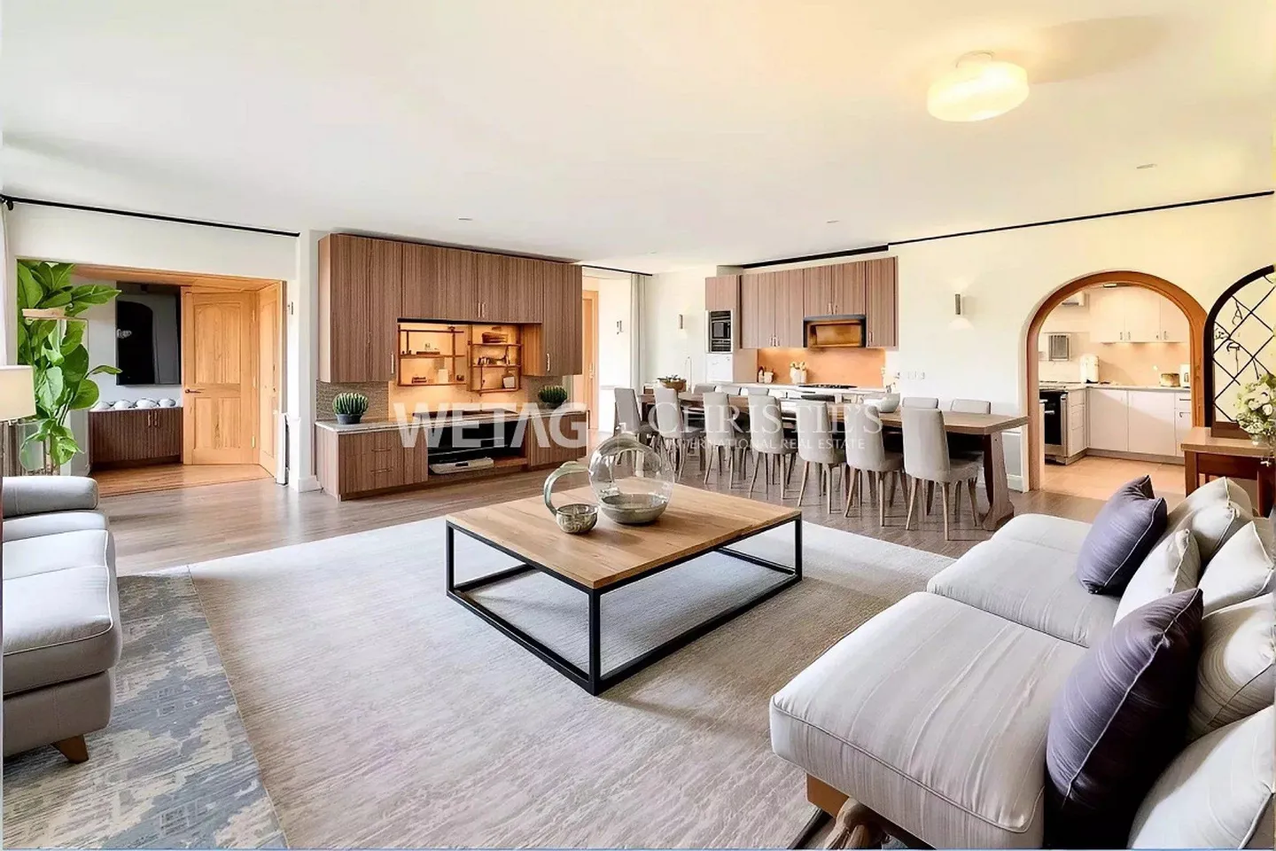 Mediterranean Villa with Outdoor Pool & Panoramic View, also ideal as a Holiday Residence, for sale in Ronco sopra Ascona - Photo 9 of 13
