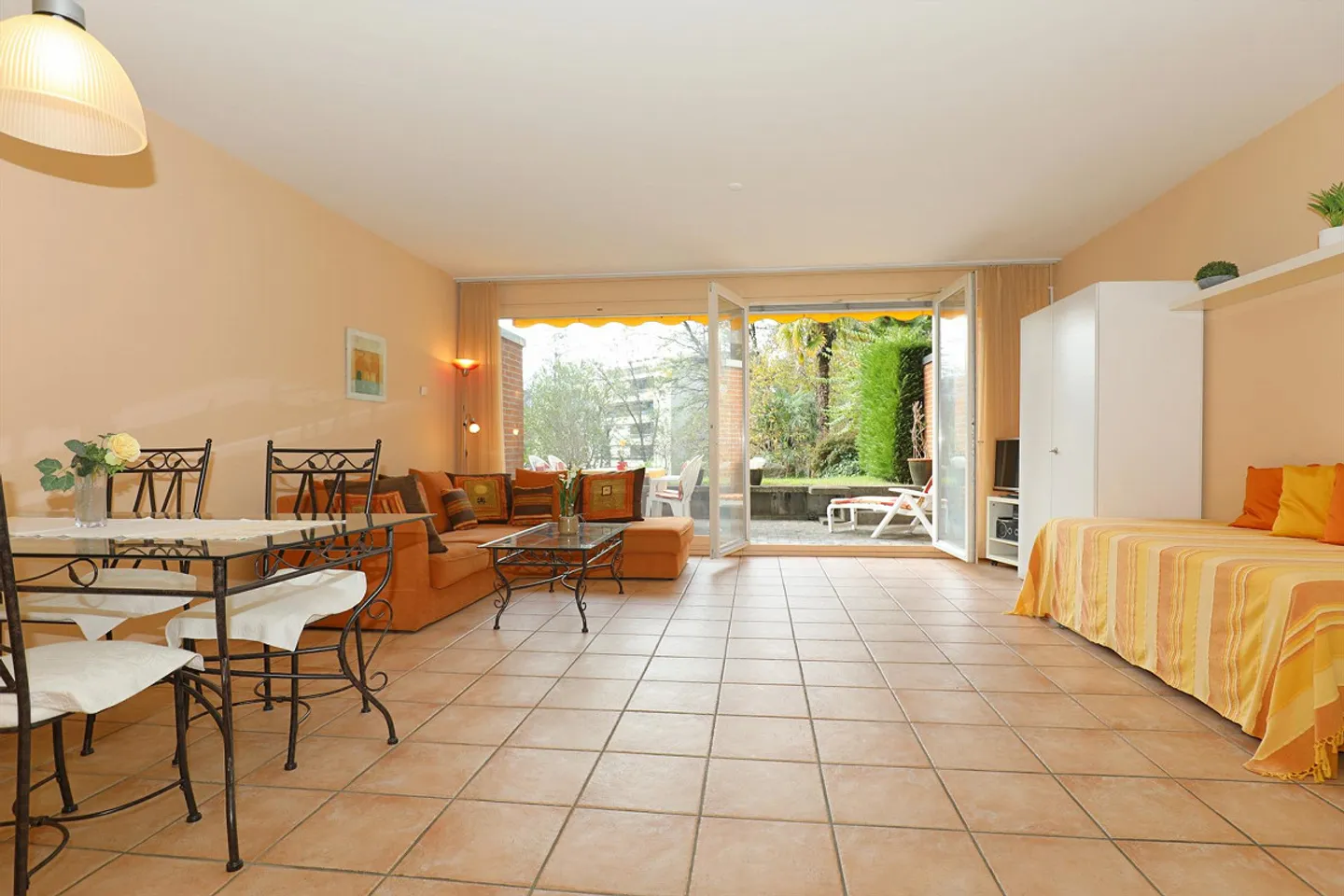 Ampio appartamento 1.5 locali, soleggiato e centralmente situato - Foto 10 di 19