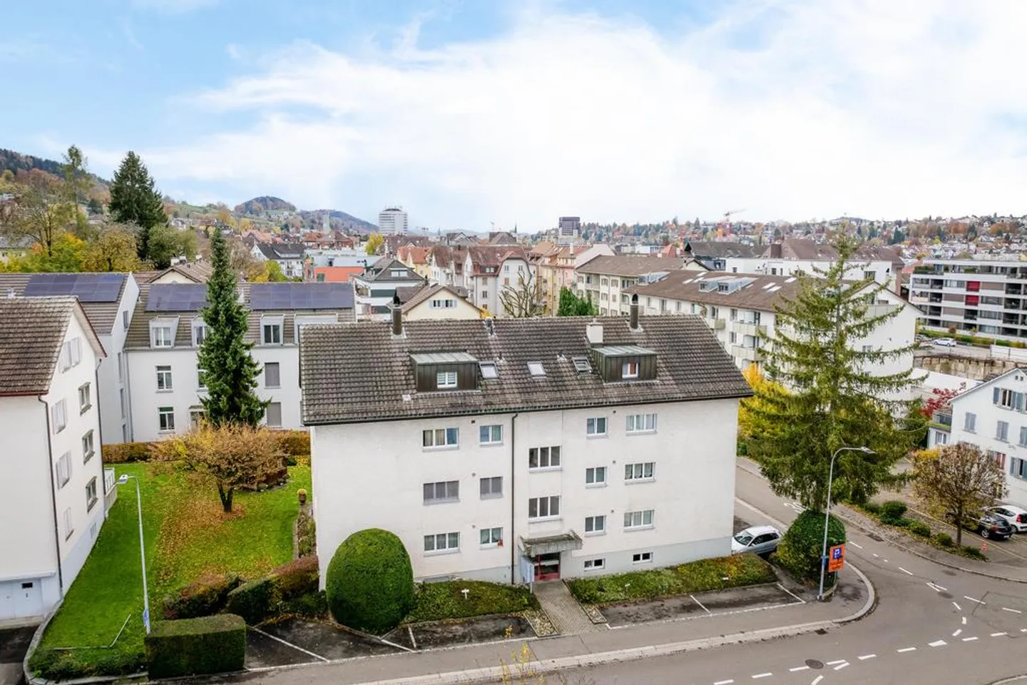 Aussenparkplatz Verfügbar - Foto 1 von 1