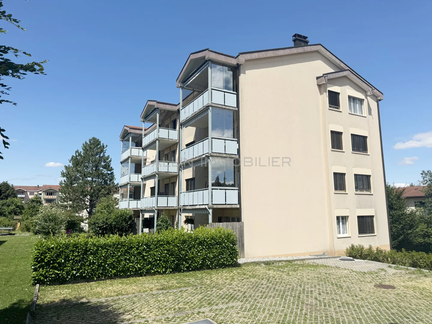 Geräumige 5½-Zimmer-Wohnung im 3. Stock - Foto 4 von 16