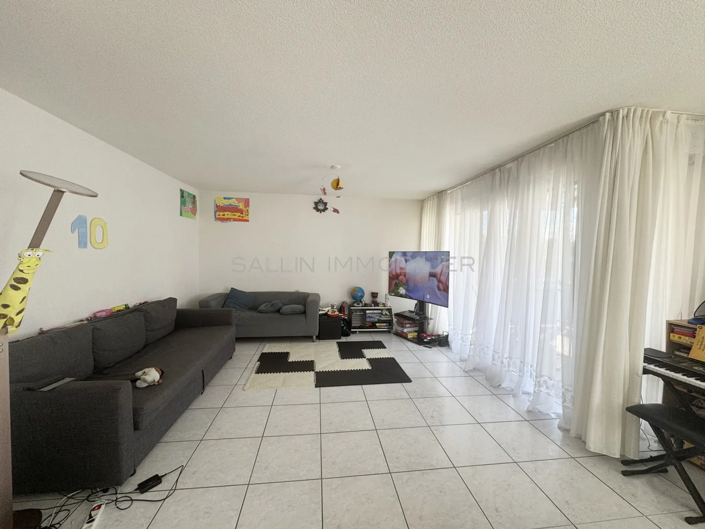Geräumige 5½-Zimmer-Wohnung im 3. Stock - Foto 9 von 16