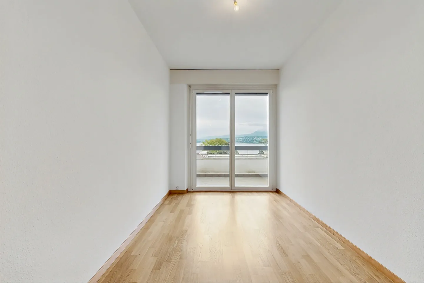 Vivere in un appartamento moderno, a due passi dal Lago di Ginevra! - Foto 8 di 13