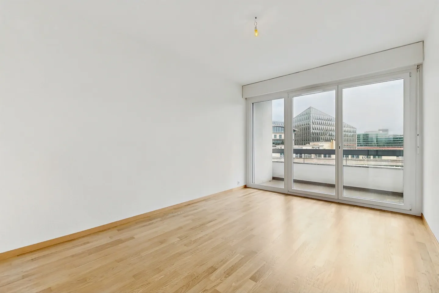Vivere in un appartamento moderno, a due passi dal Lago di Ginevra! - Foto 6 di 13