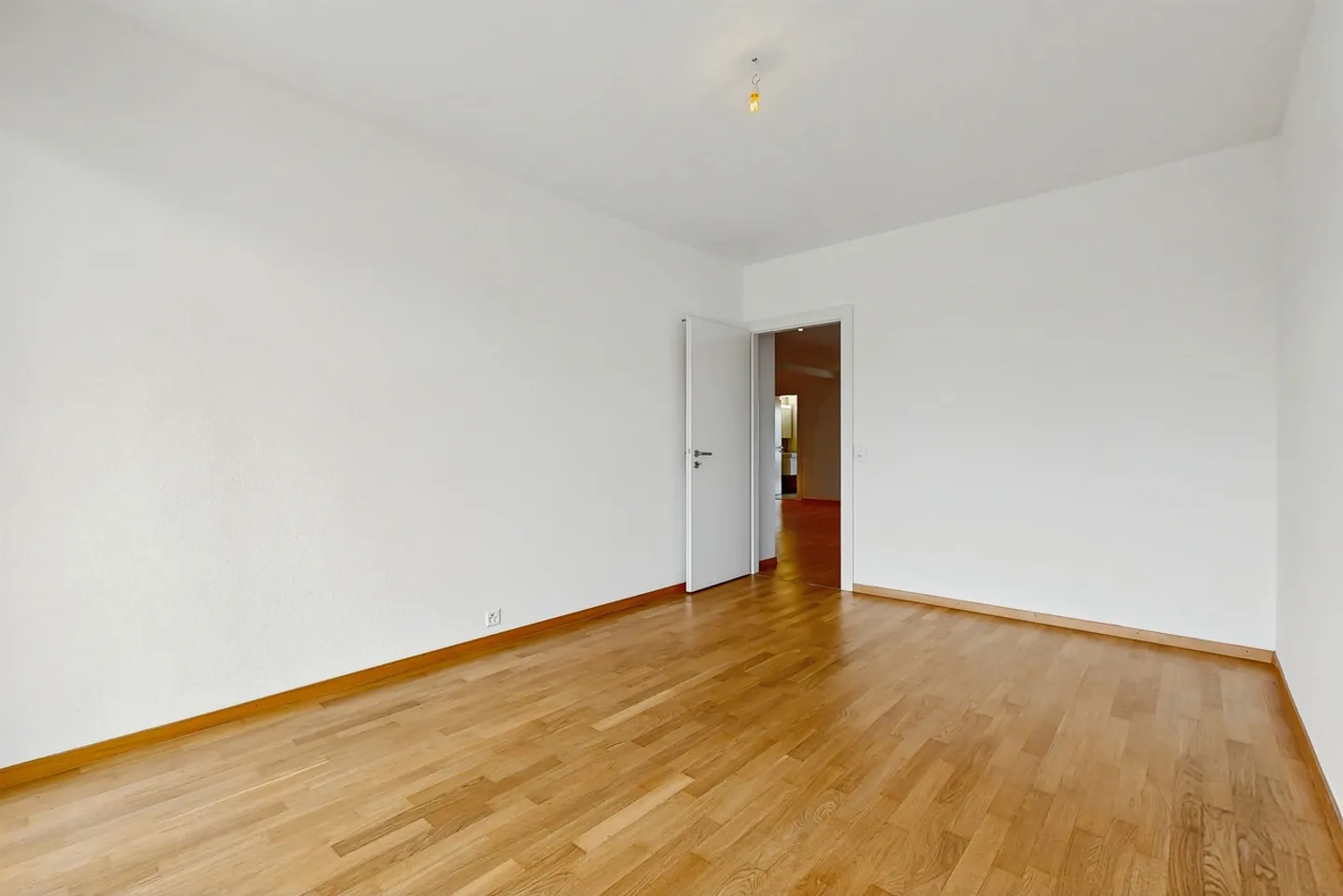 Vivere in un appartamento moderno, a due passi dal Lago di Ginevra! - Foto 7 di 13