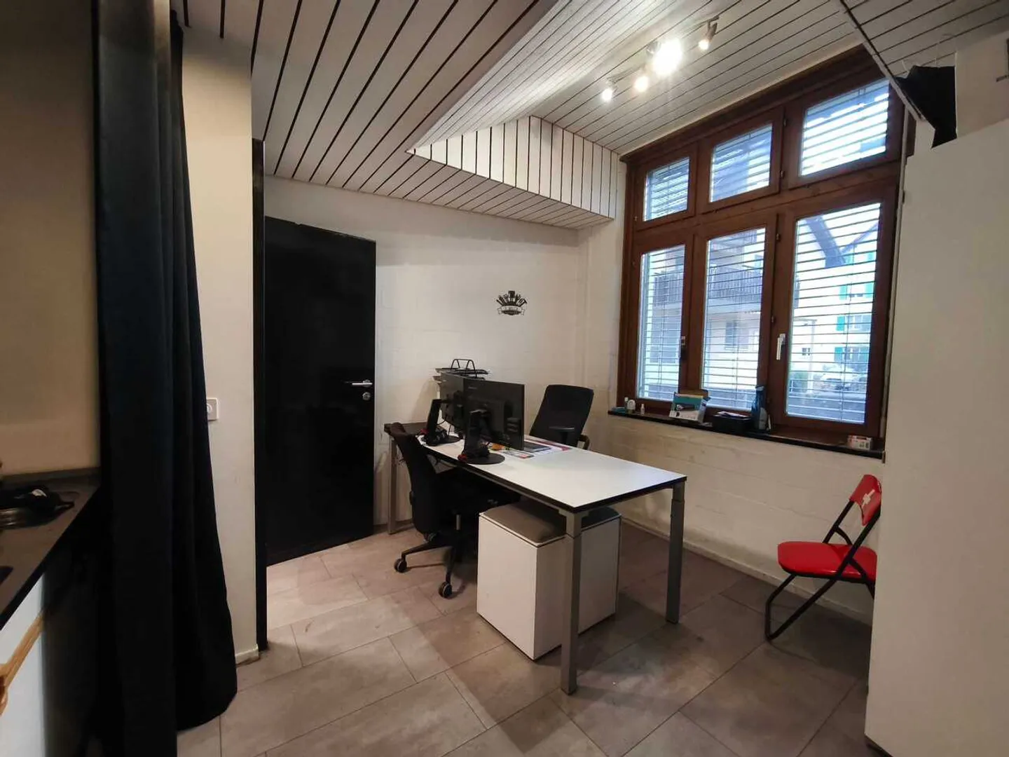 Espace Atelier Fonctionnel - Photo 2 sur 6