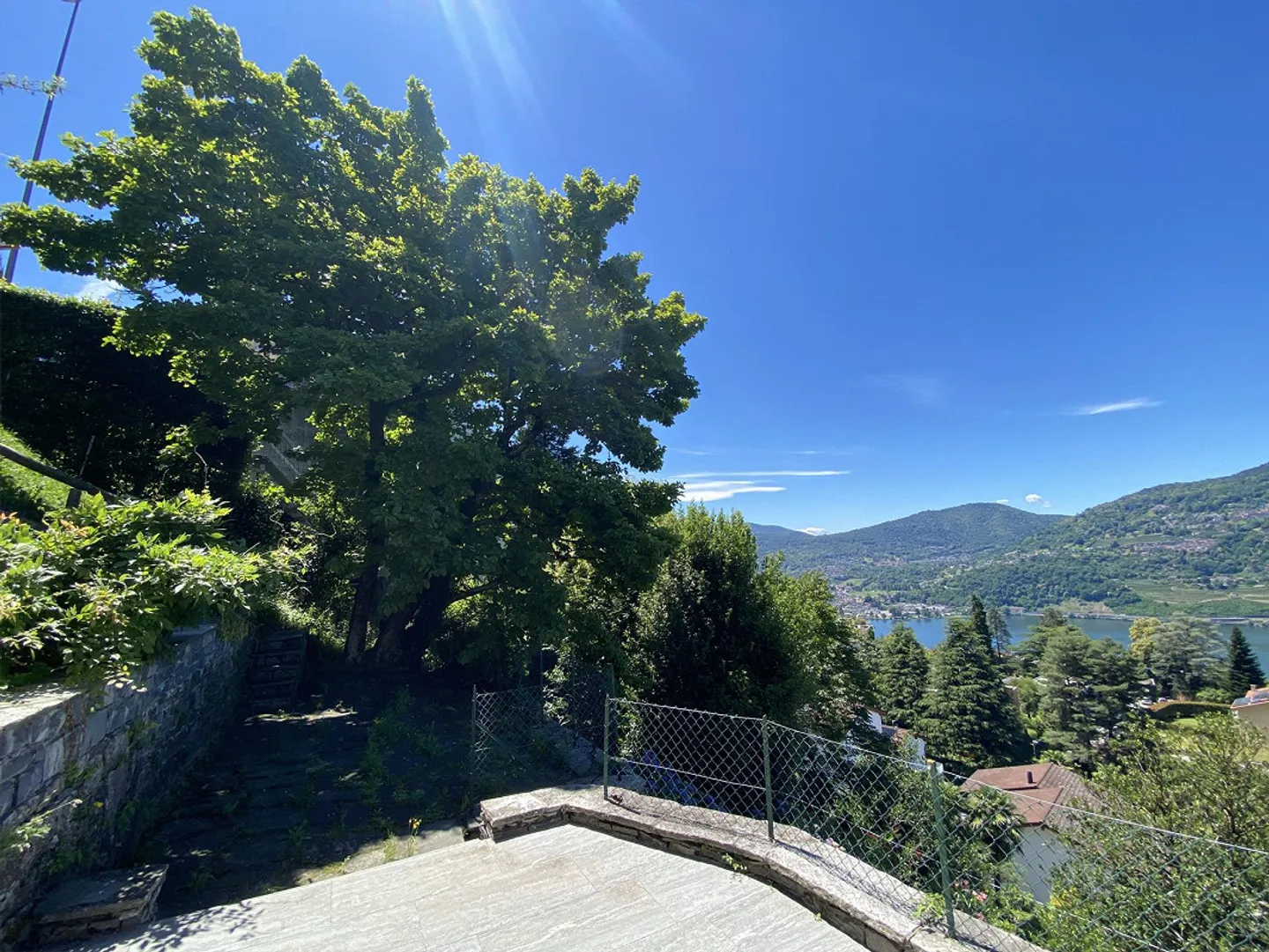 Casa Elegante con Vista Lago - Foto 5 di 13