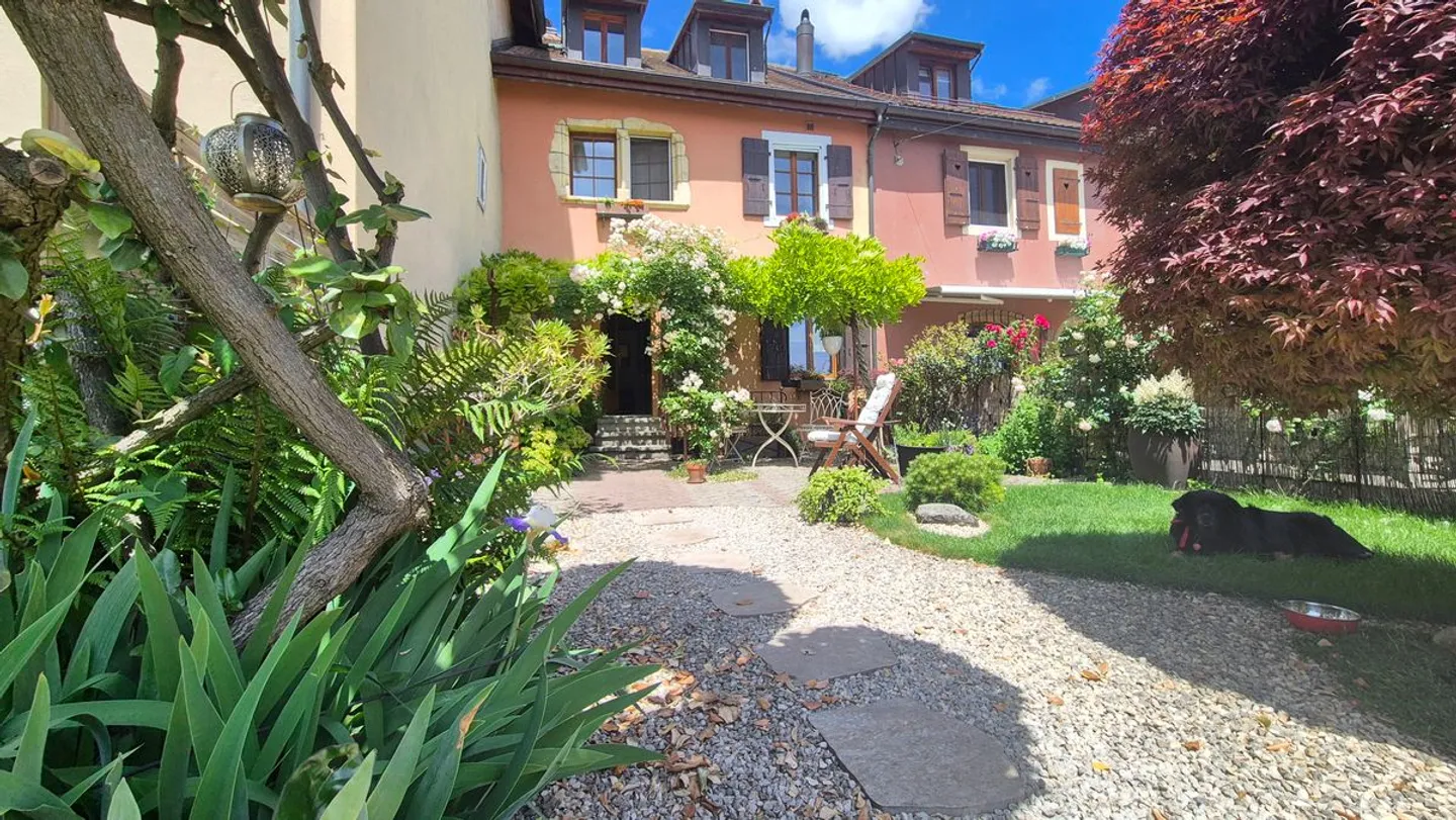 Charmantes Dorfhaus Nähe See - Foto 1 von 13