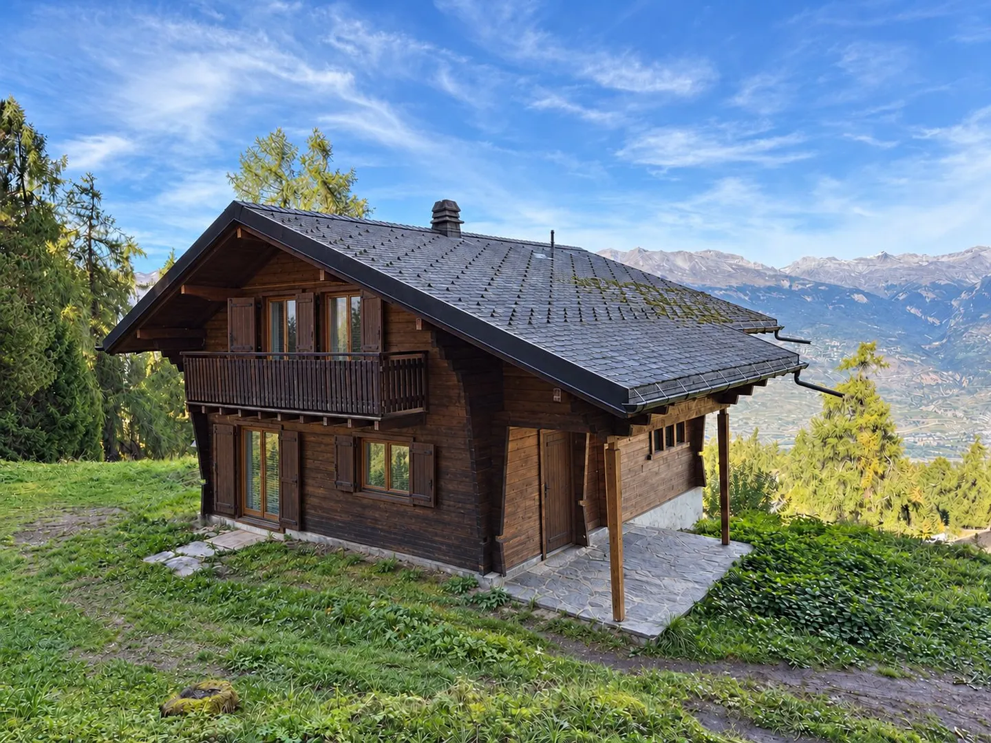 Chalet con Vista Montagna - Foto 2 di 19