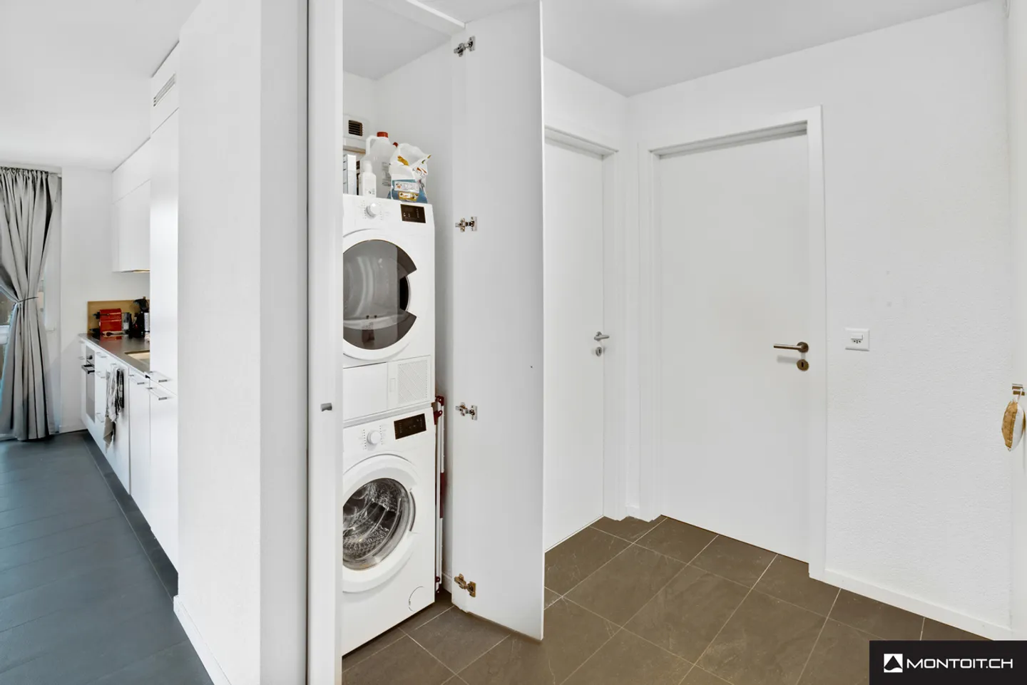 Estavayer, in vendita, appartamento di 2,5 locali di 70 m2, sud-ovest - Foto 5 di 8