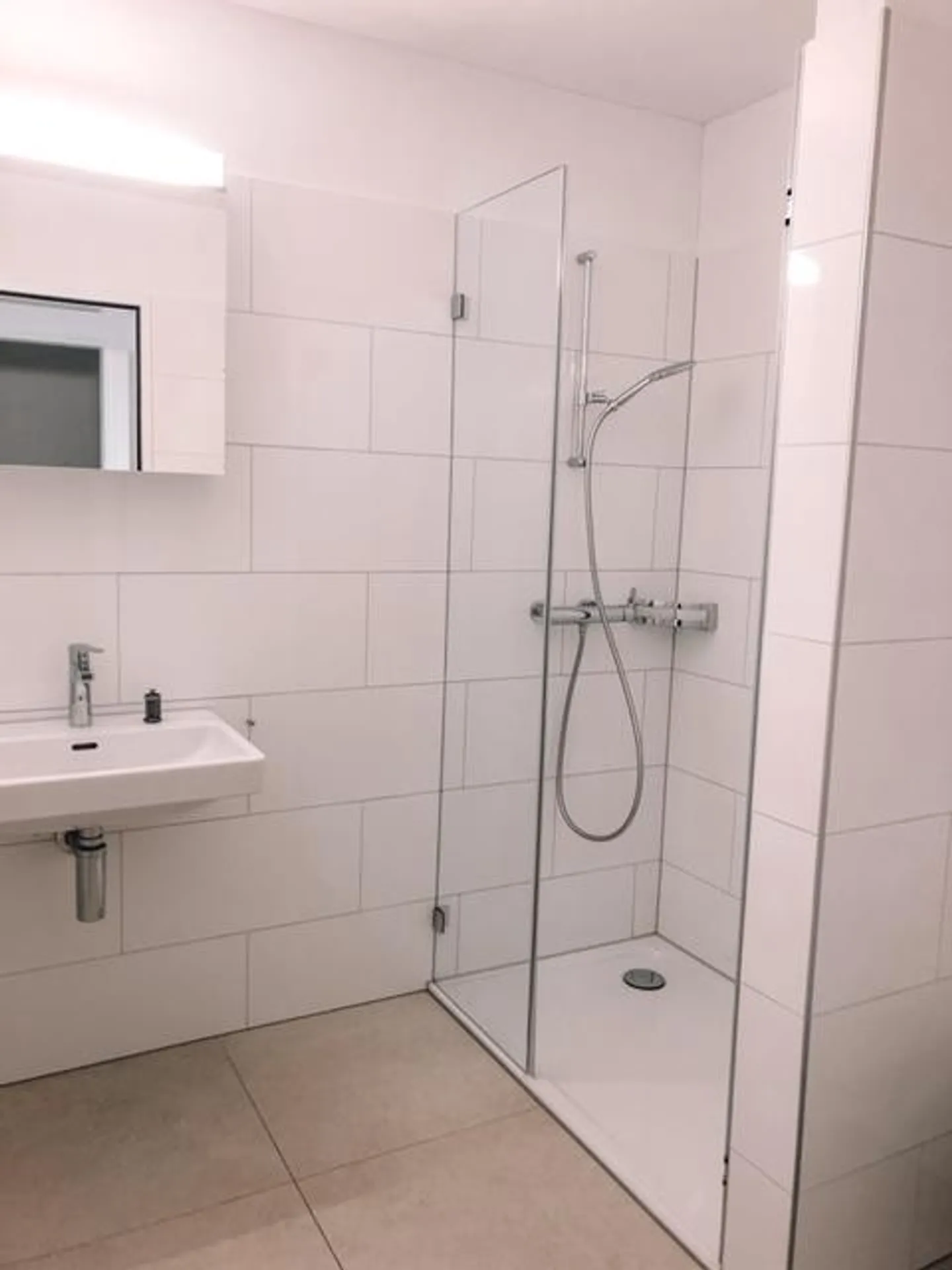 Appartement moderne avec vue verte - Photo 6 sur 10